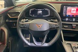 musta CUPRA Leon Sportstourer 2021 kuva 15.
