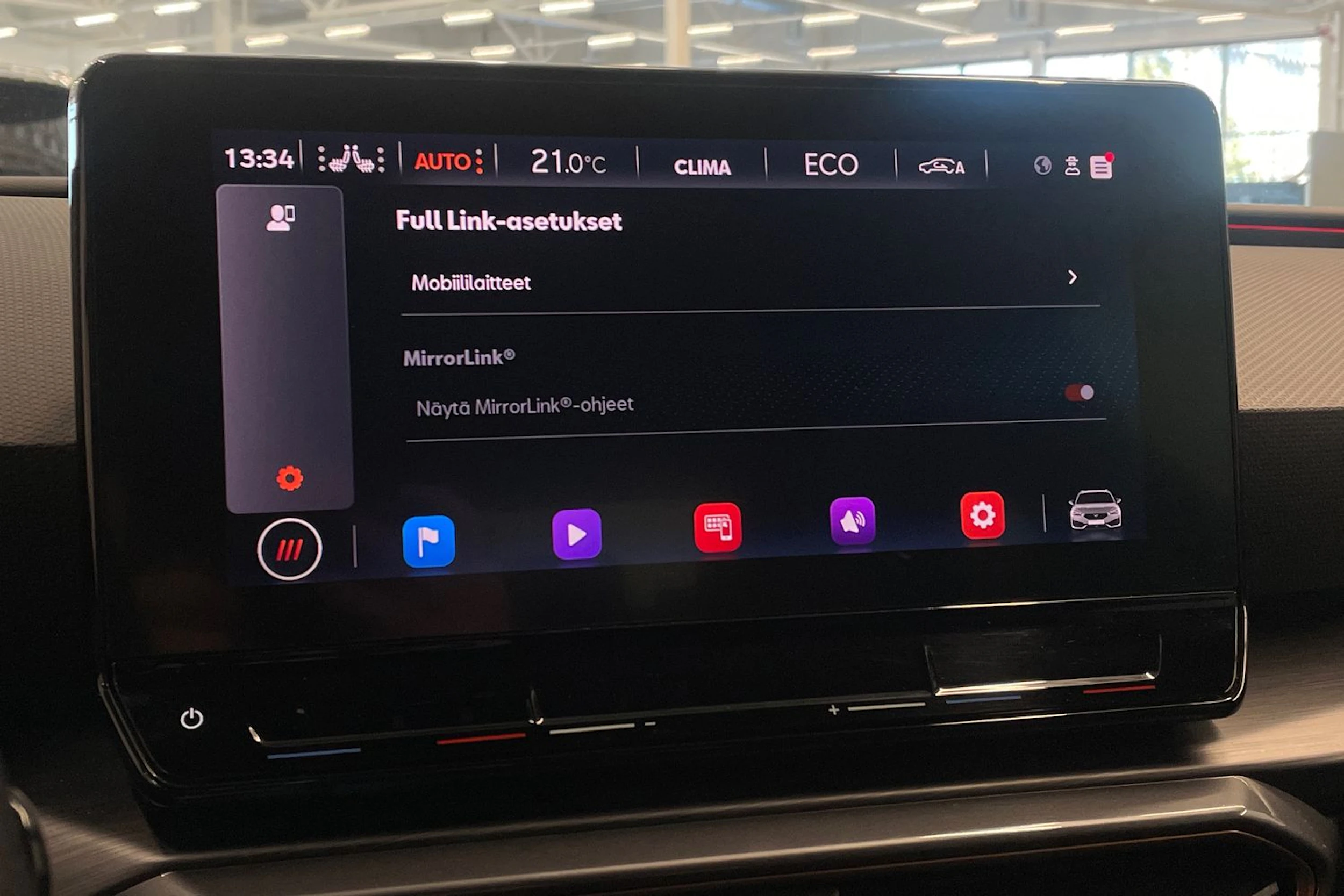 musta CUPRA Leon Sportstourer 2021 kuva 22.