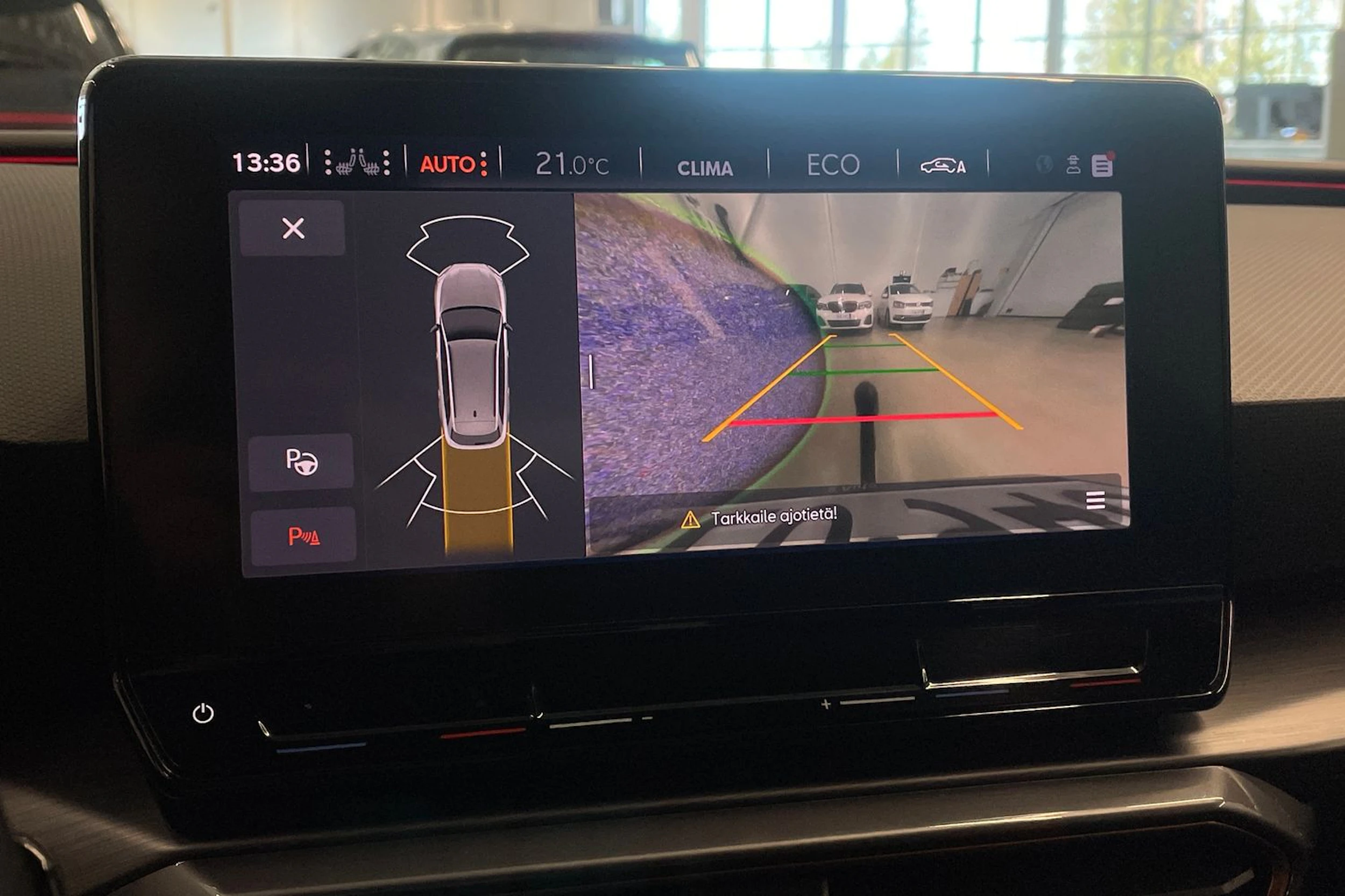 musta CUPRA Leon Sportstourer 2021 kuva 25.