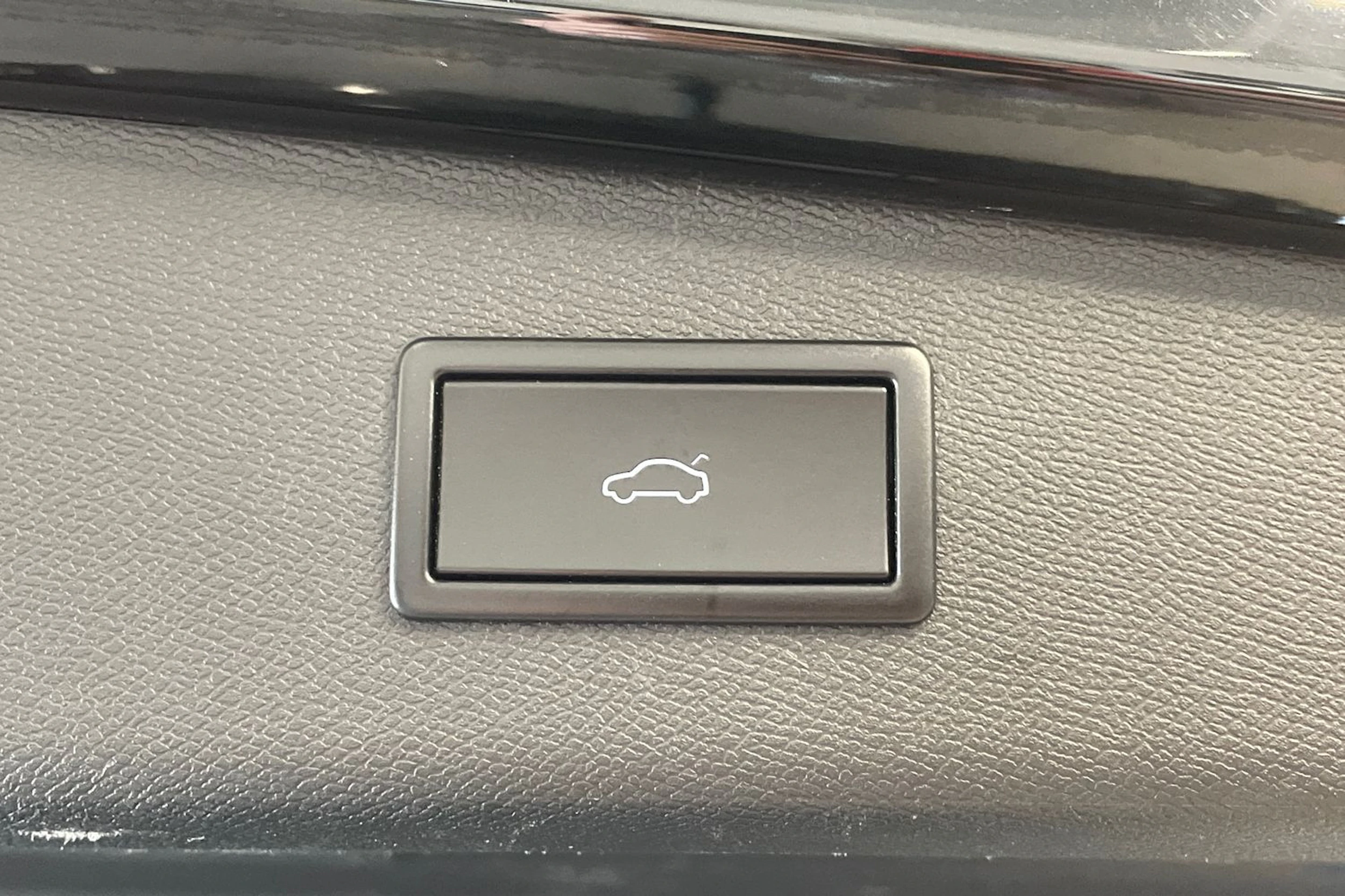 musta CUPRA Leon Sportstourer 2021 kuva 31.