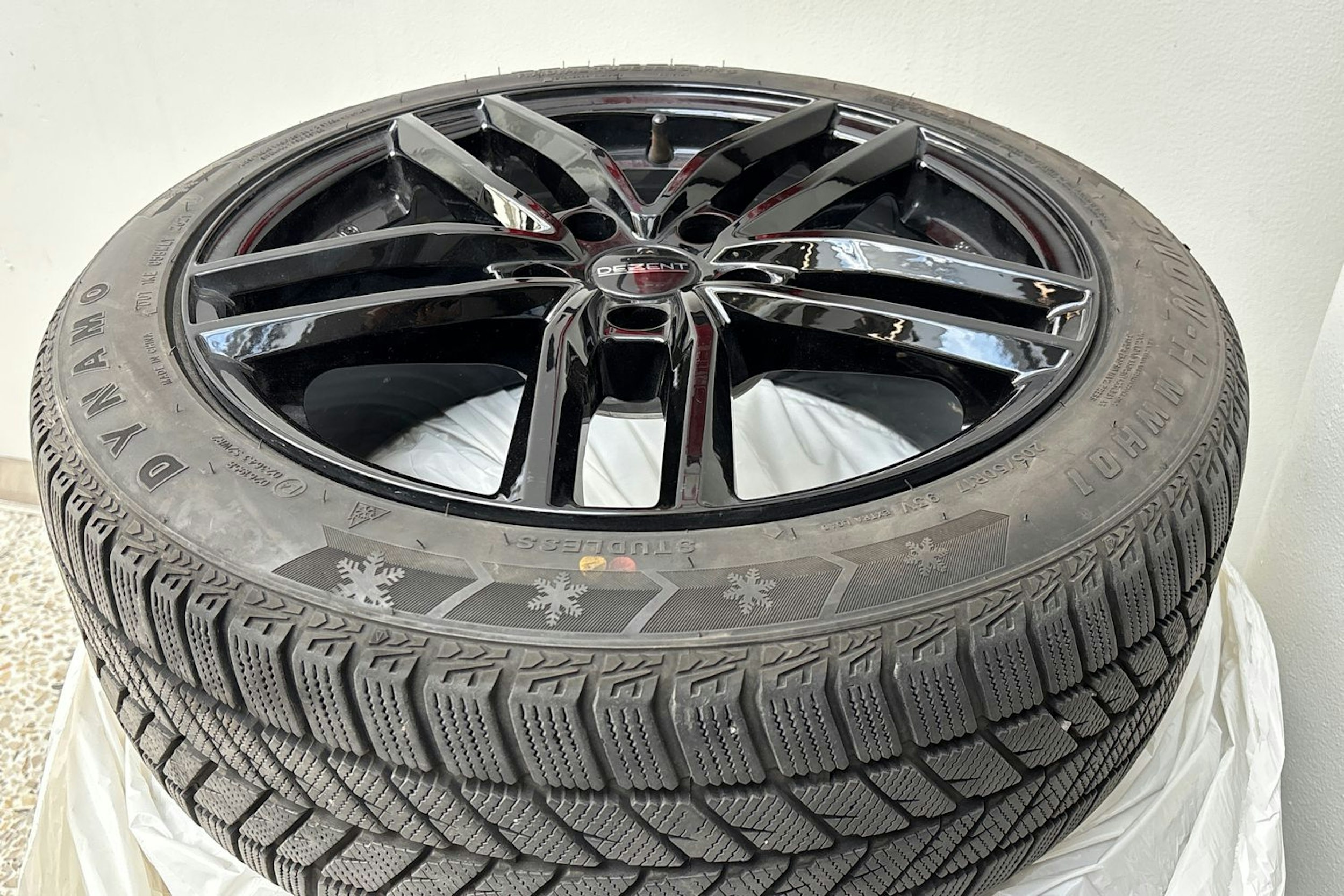 musta CUPRA Leon Sportstourer 2021 kuva 13.