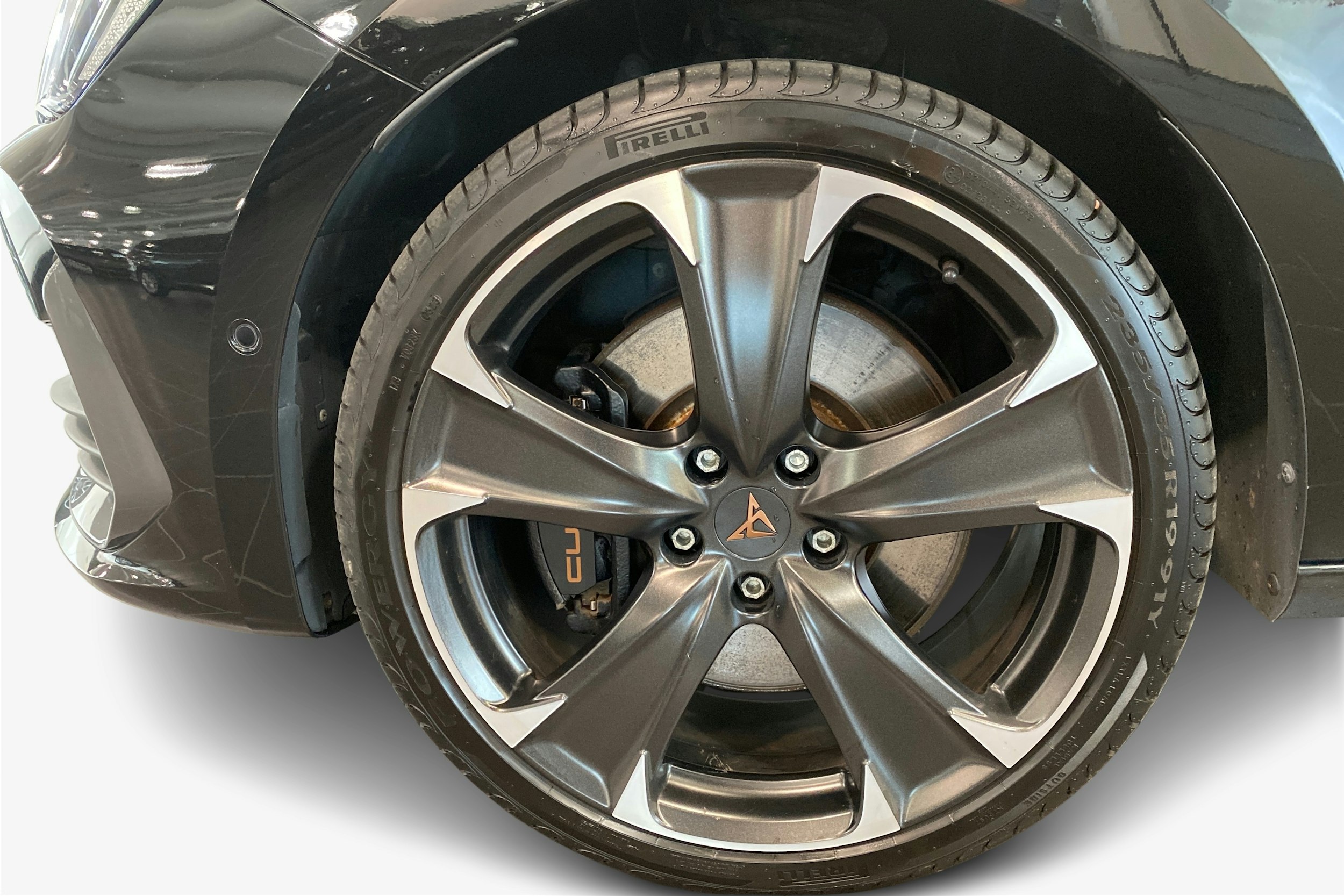 musta CUPRA Leon Sportstourer 2021 kuva 11.