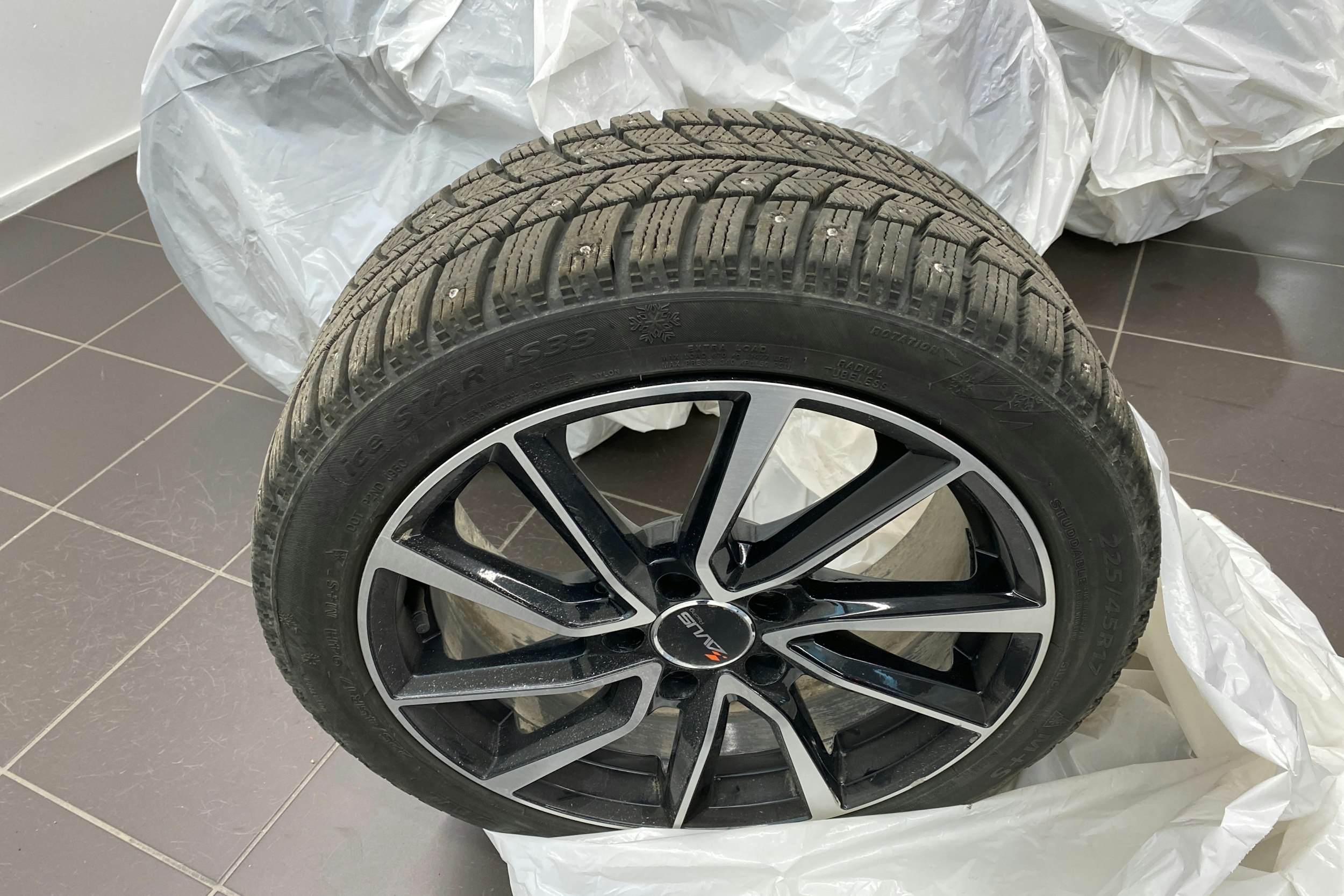musta CUPRA Leon Sportstourer 2021 kuva 14.