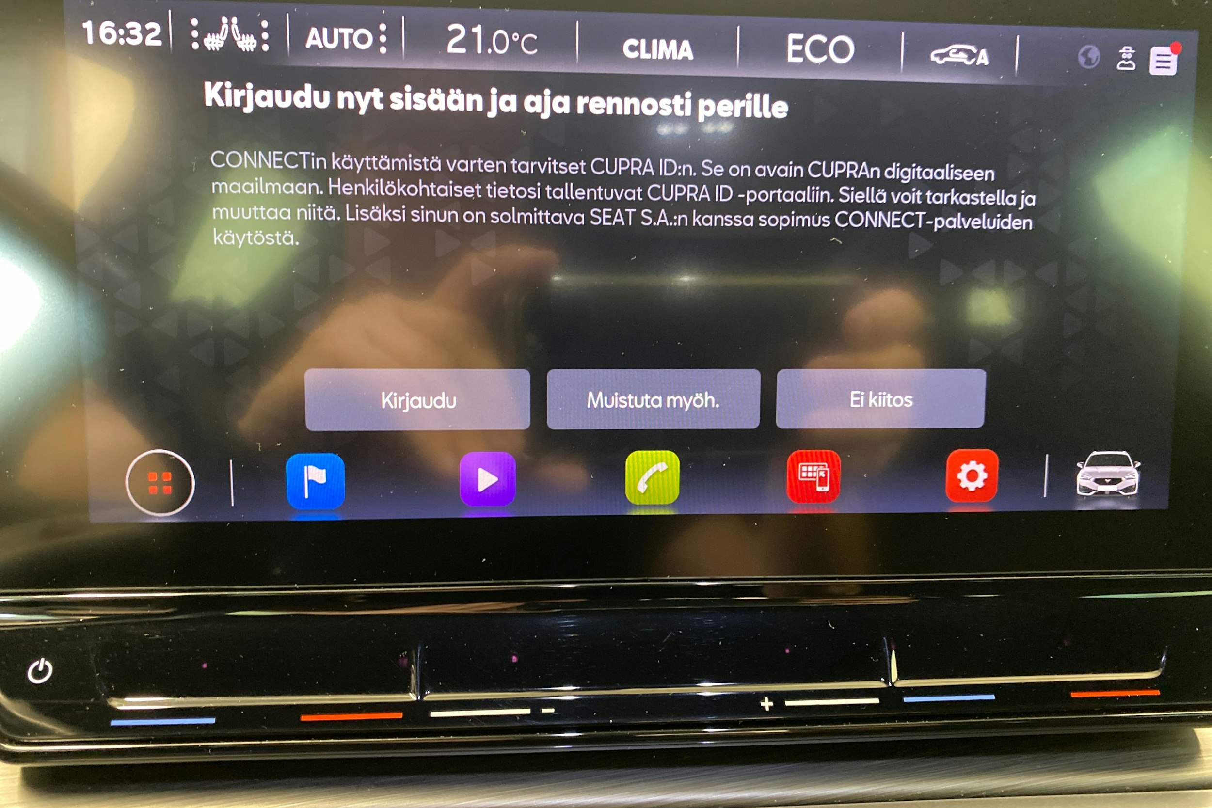 musta CUPRA Leon Sportstourer 2021 kuva 23.