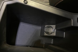 musta CUPRA Leon Sportstourer 2021 kuva 26.