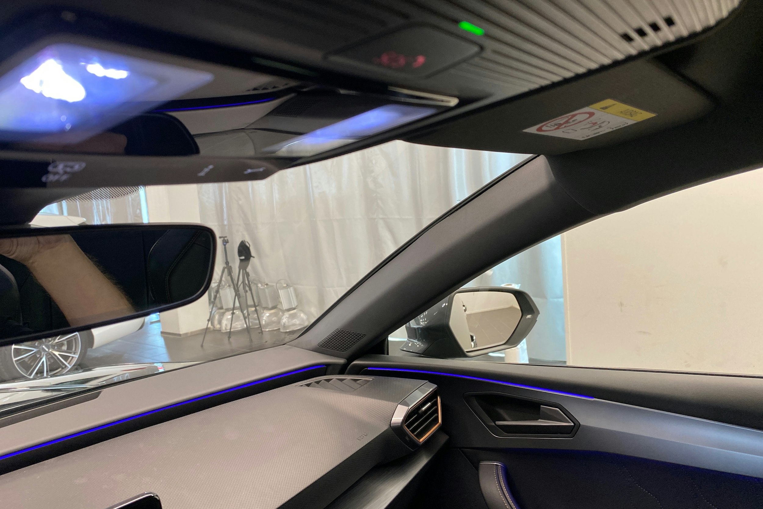 musta CUPRA Leon Sportstourer 2021 kuva 27.