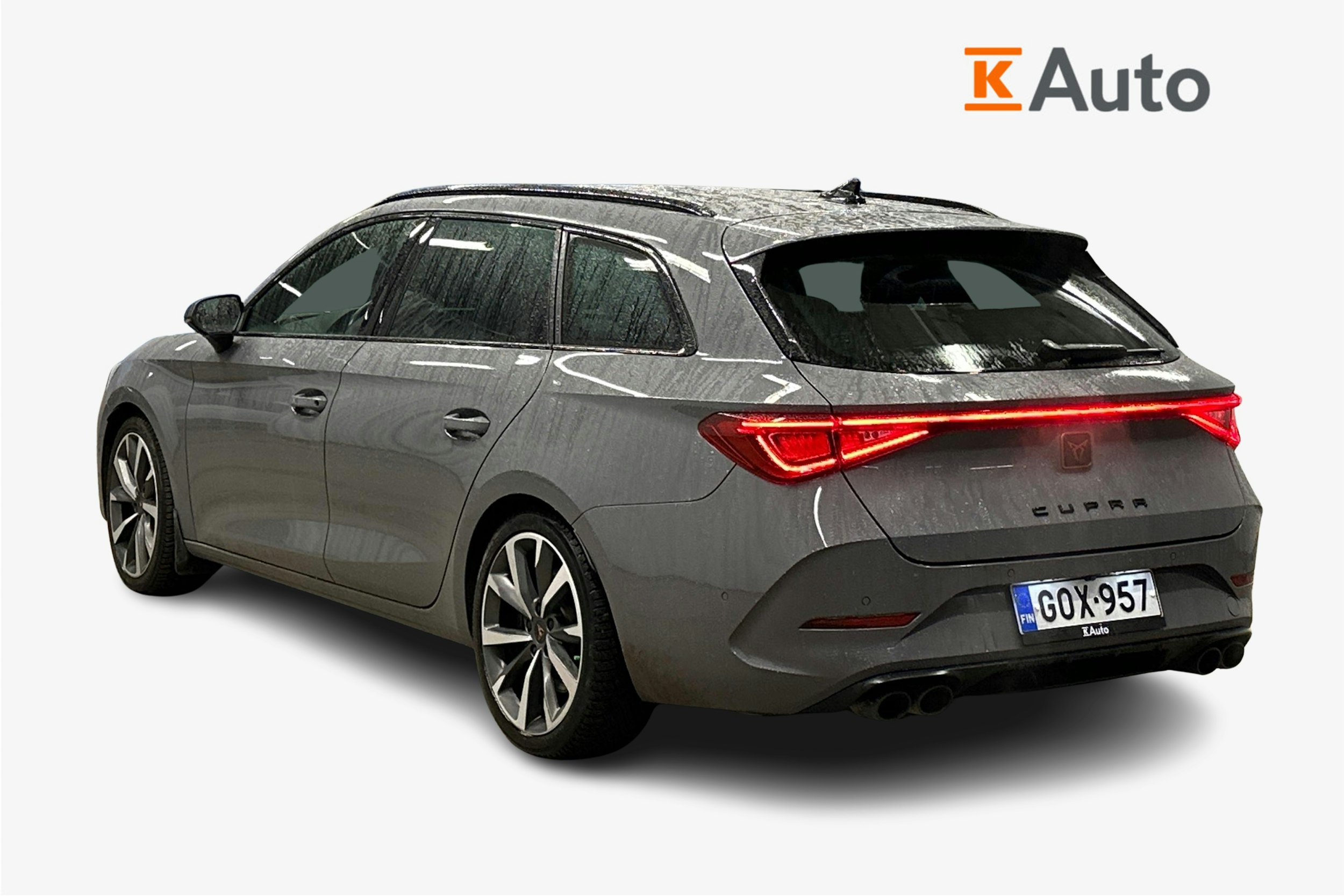 harmaa CUPRA Leon Sportstourer 2022 kuva 2.