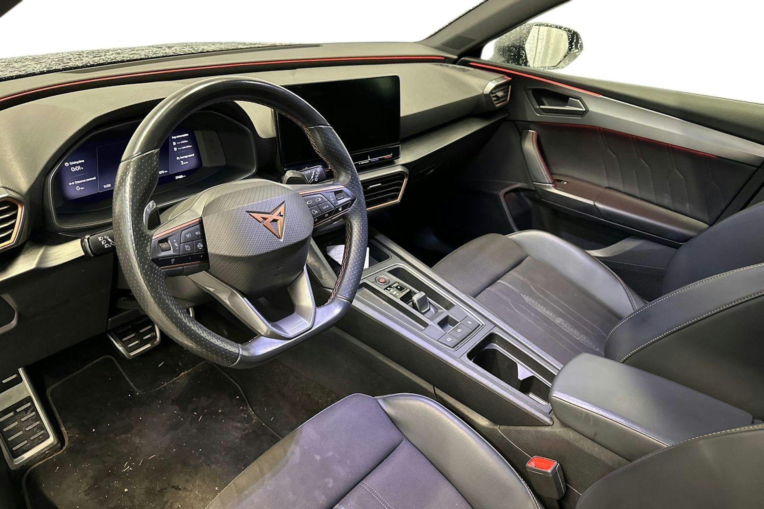 musta CUPRA Leon Sportstourer 2022 kuva 3.