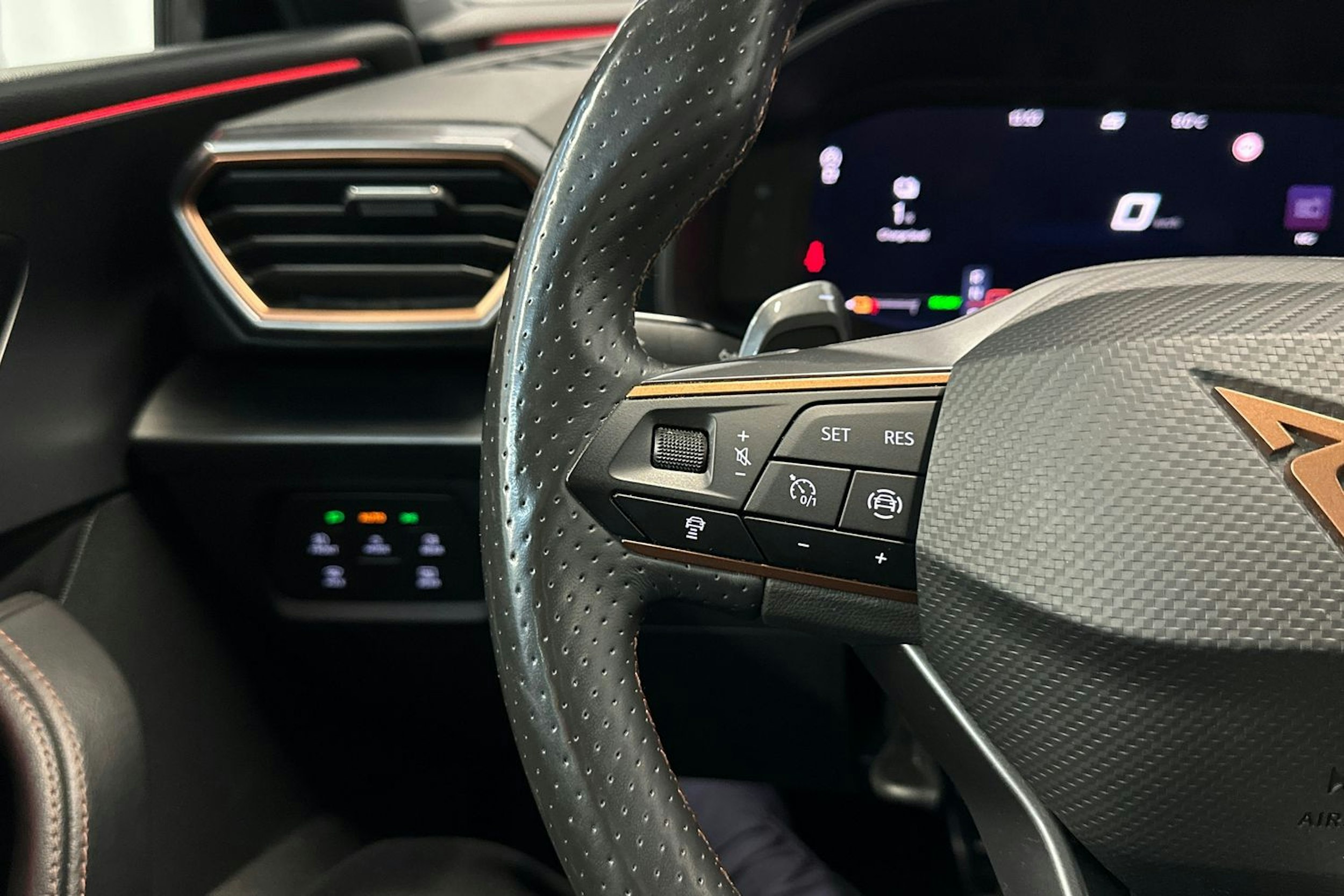 musta CUPRA Leon Sportstourer 2022 kuva 15.