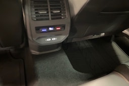 met. musta CUPRA Leon Sportstourer 2022 kuva 15.