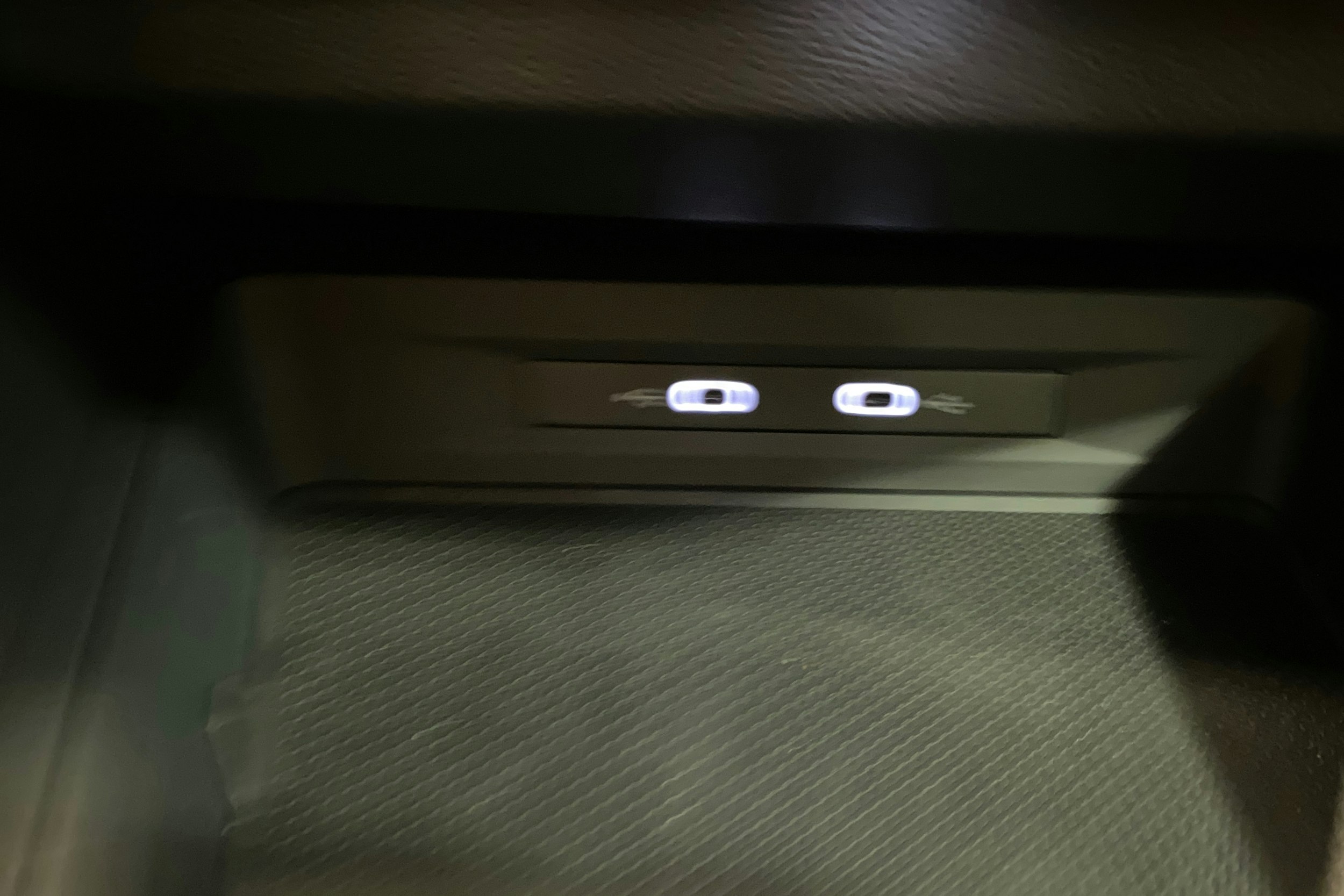 met. musta CUPRA Leon Sportstourer 2022 kuva 25.