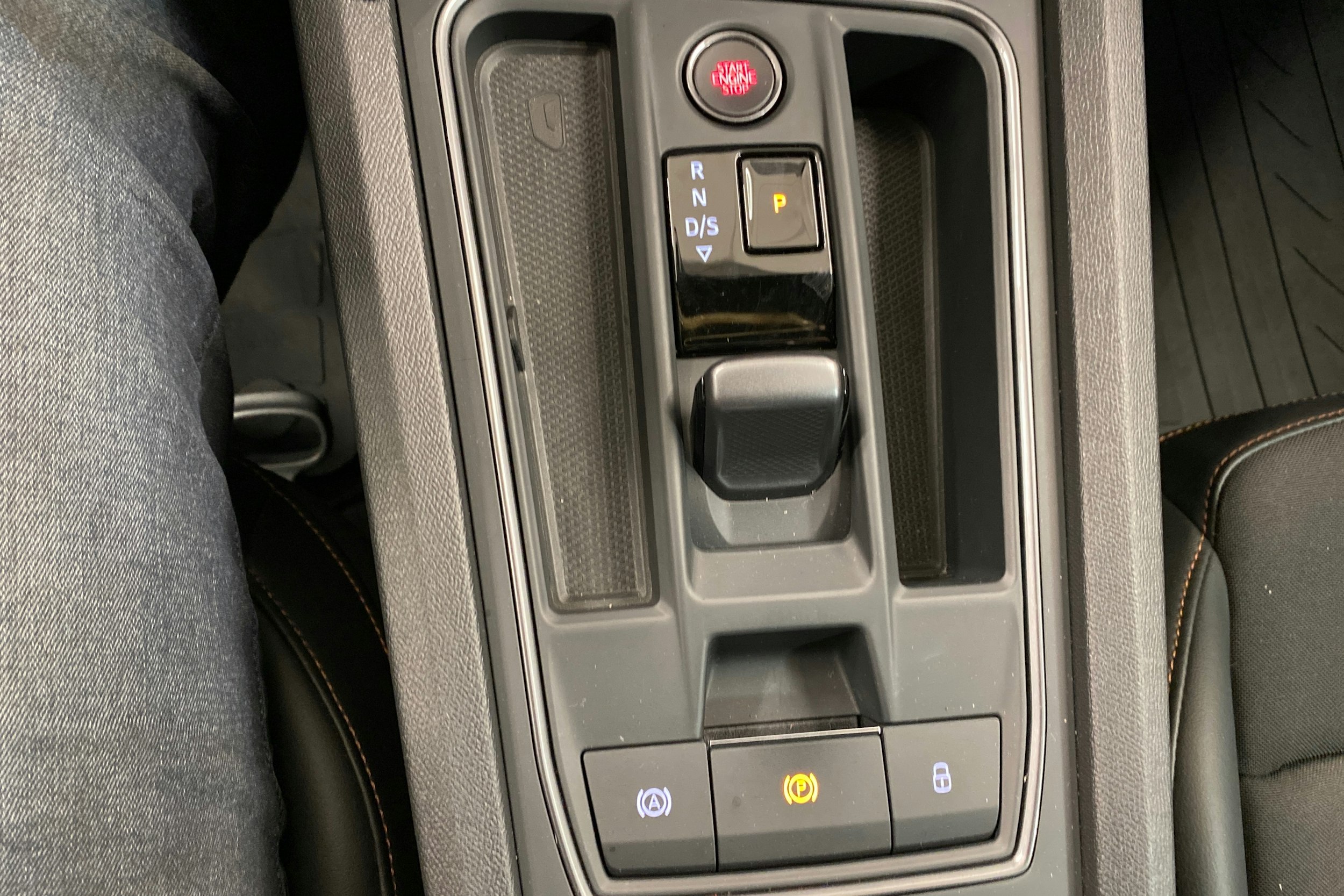 met. musta CUPRA Leon Sportstourer 2022 kuva 26.