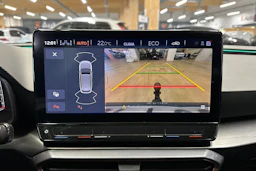 valkoinen CUPRA Leon Sportstourer 2024 kuva 14.