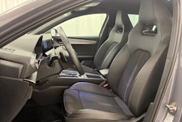 Harmaa CUPRA Leon Sportstourer 2023 kuva 13.