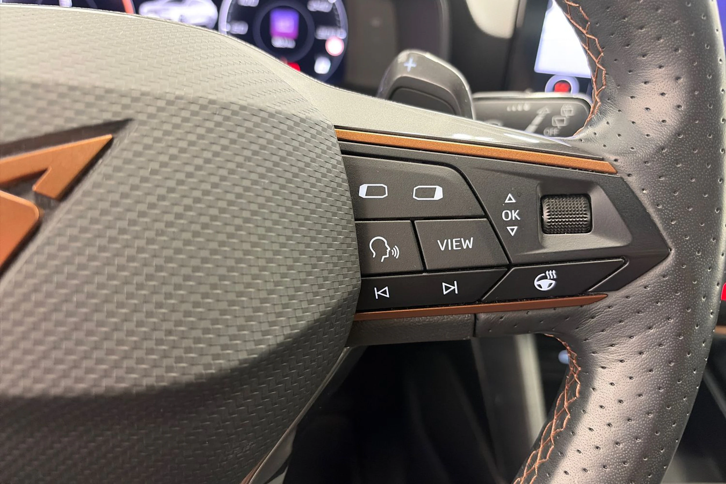 Harmaa CUPRA Leon Sportstourer 2023 kuva 17.