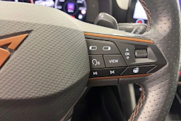 Harmaa CUPRA Leon Sportstourer 2023 kuva 17.