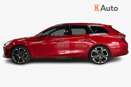Punainen CUPRA Leon Sportstourer 2023 kuva 5.
