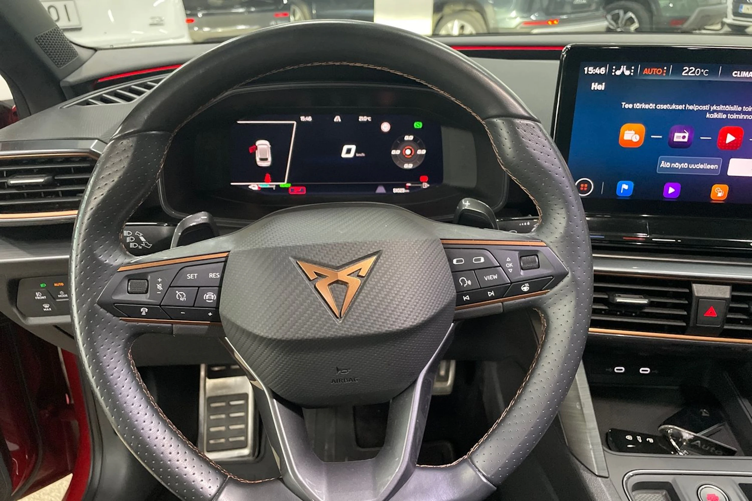 Punainen CUPRA Leon Sportstourer 2023 kuva 11.