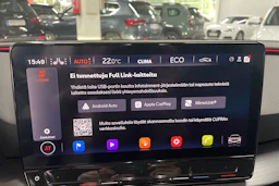 Punainen CUPRA Leon Sportstourer 2023 kuva 18.