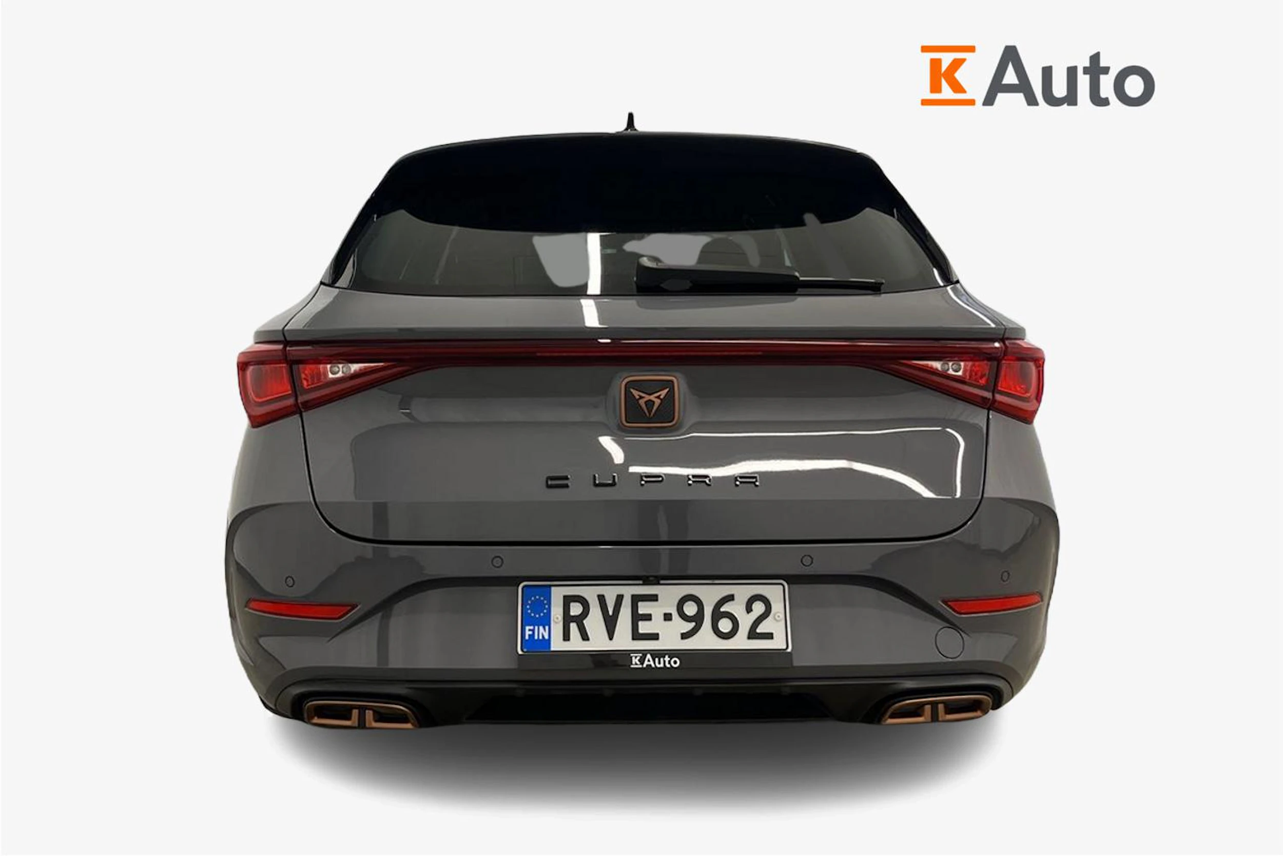 harmaa CUPRA Leon Sportstourer 2023 kuva 4.