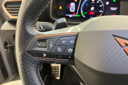 harmaa CUPRA Leon Sportstourer 2023 kuva 18.