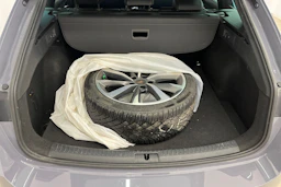 harmaa CUPRA Leon Sportstourer 2023 kuva 24.