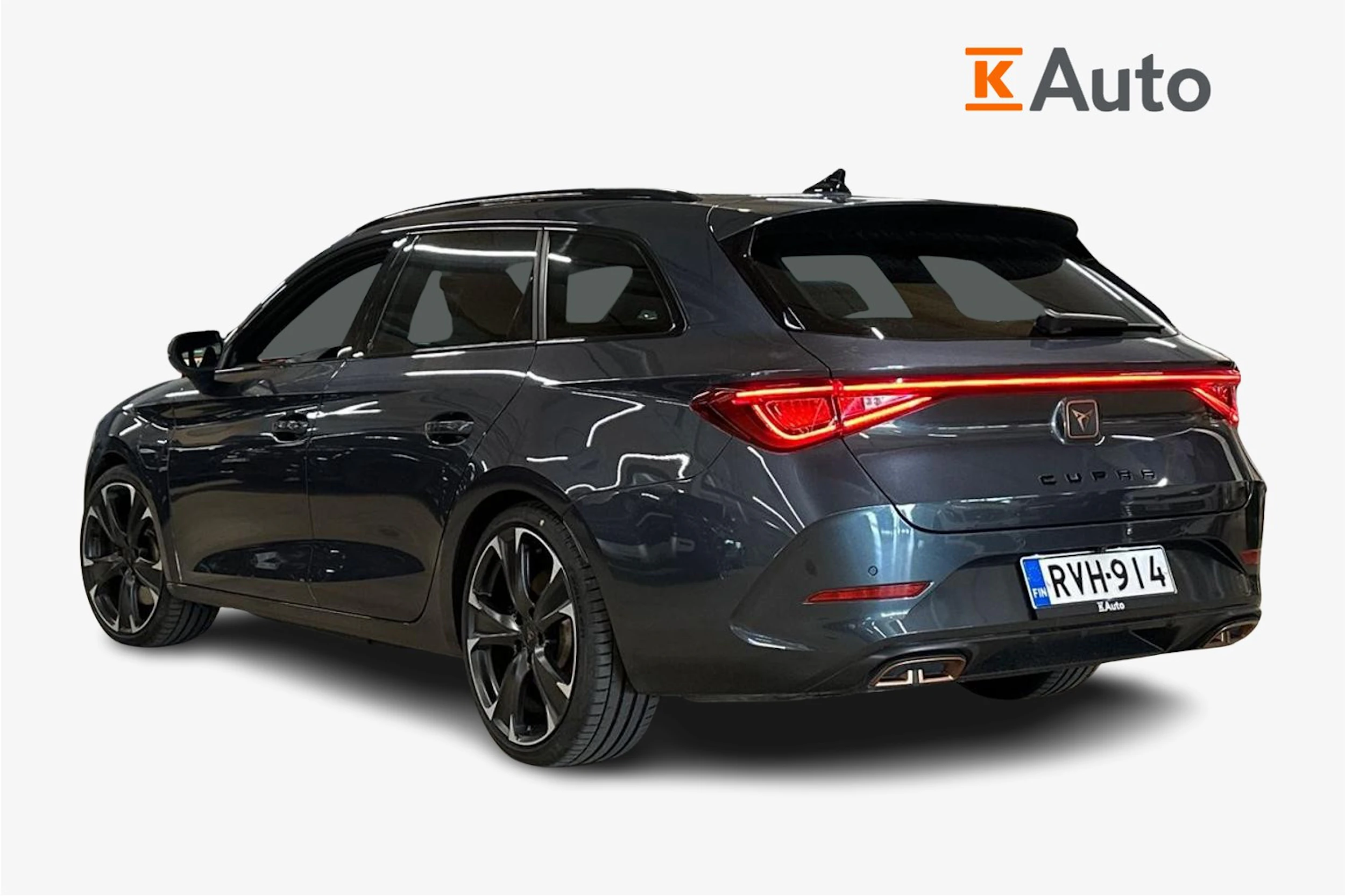 harmaa CUPRA Leon Sportstourer 2023 kuva 2.