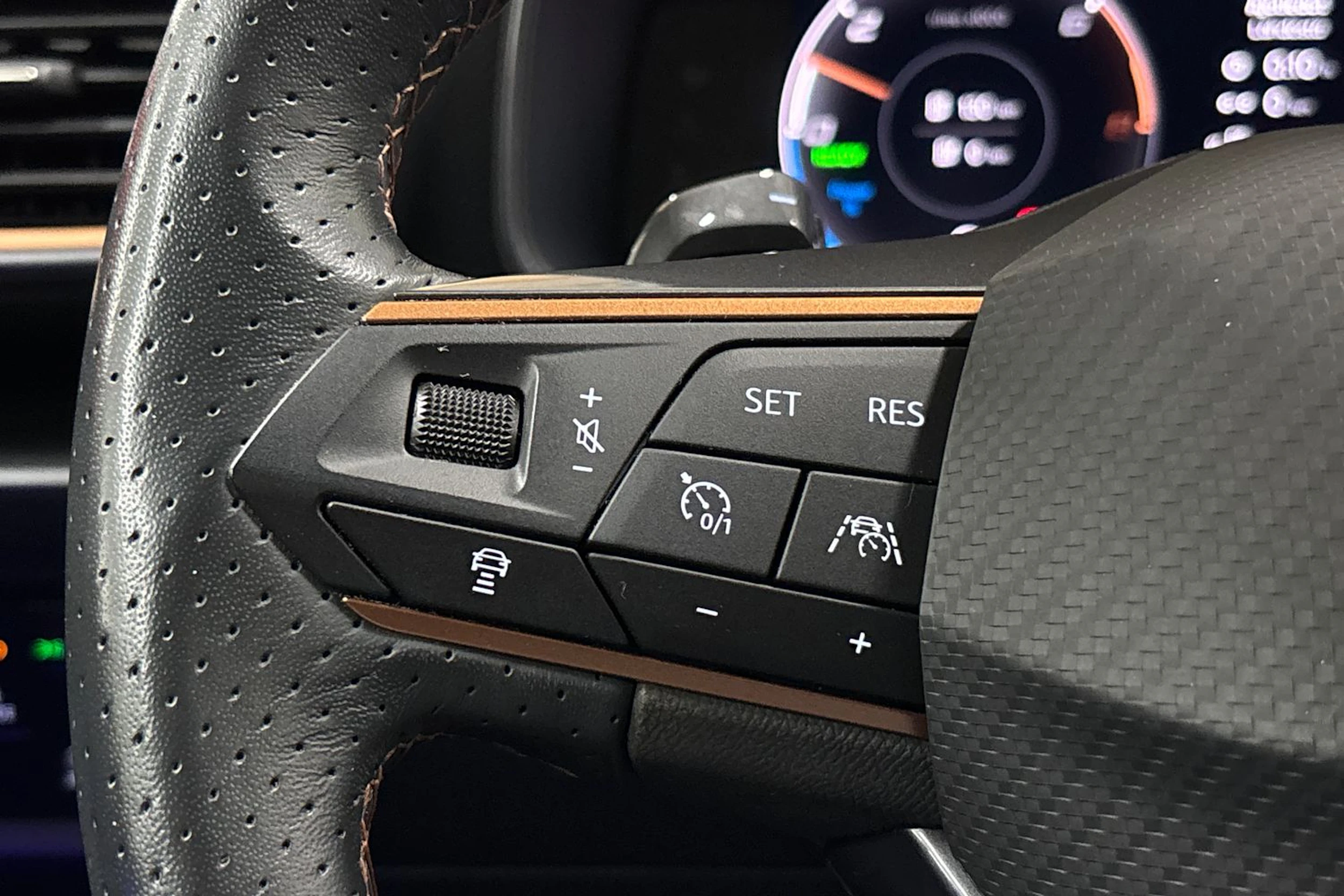 harmaa CUPRA Leon Sportstourer 2023 kuva 17.