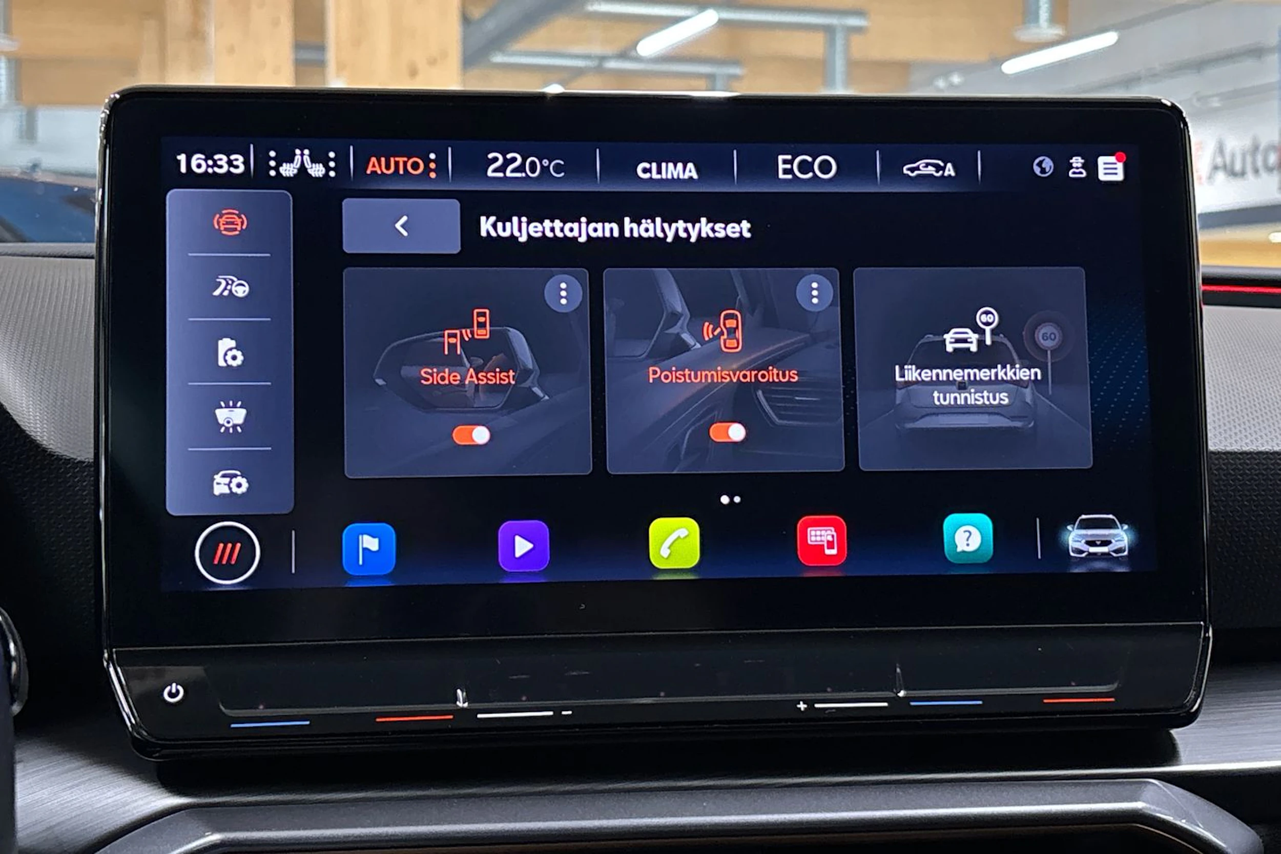 harmaa CUPRA Leon Sportstourer 2023 kuva 27.