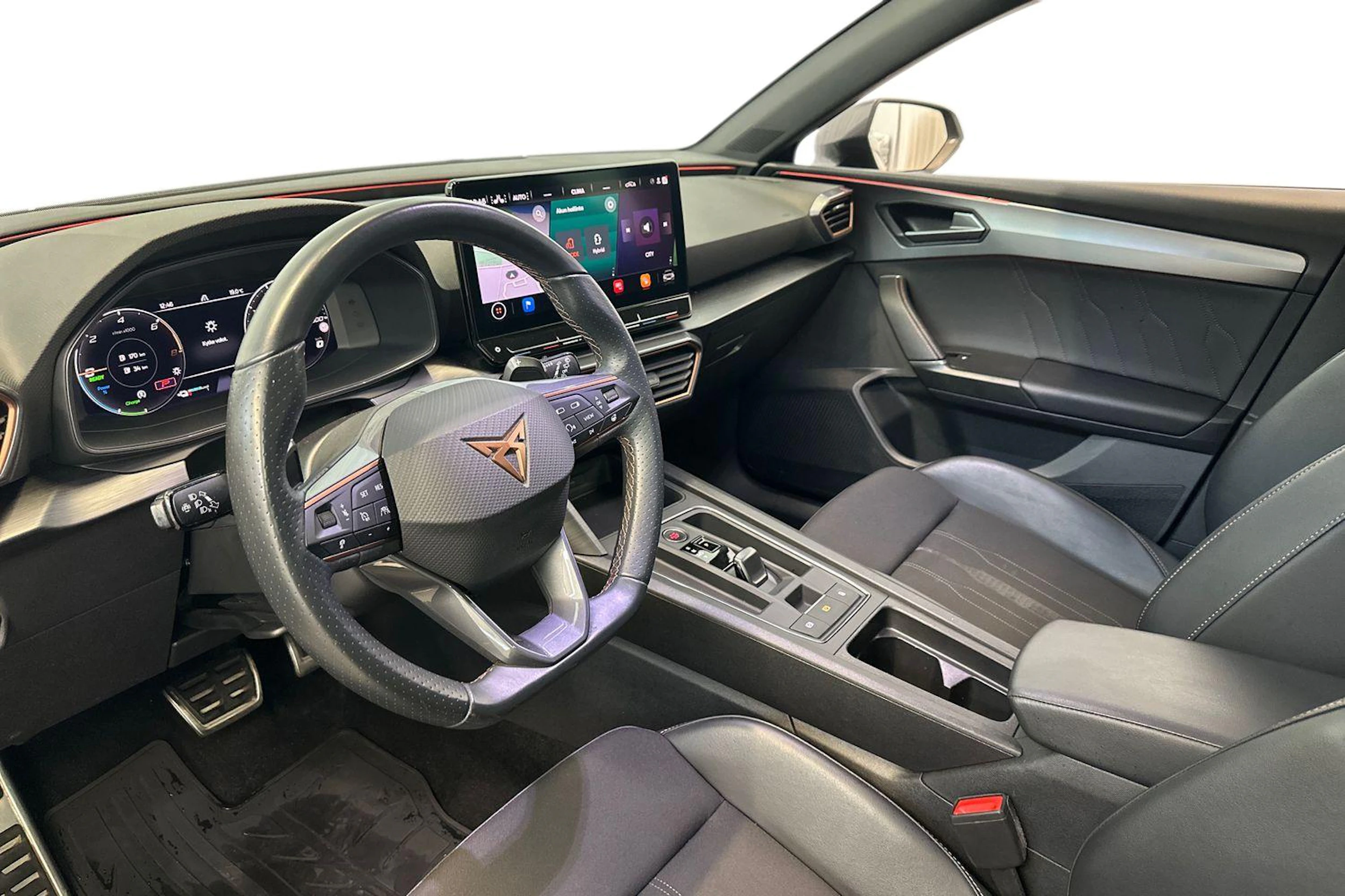 harmaa CUPRA Leon Sportstourer 2023 kuva 6.