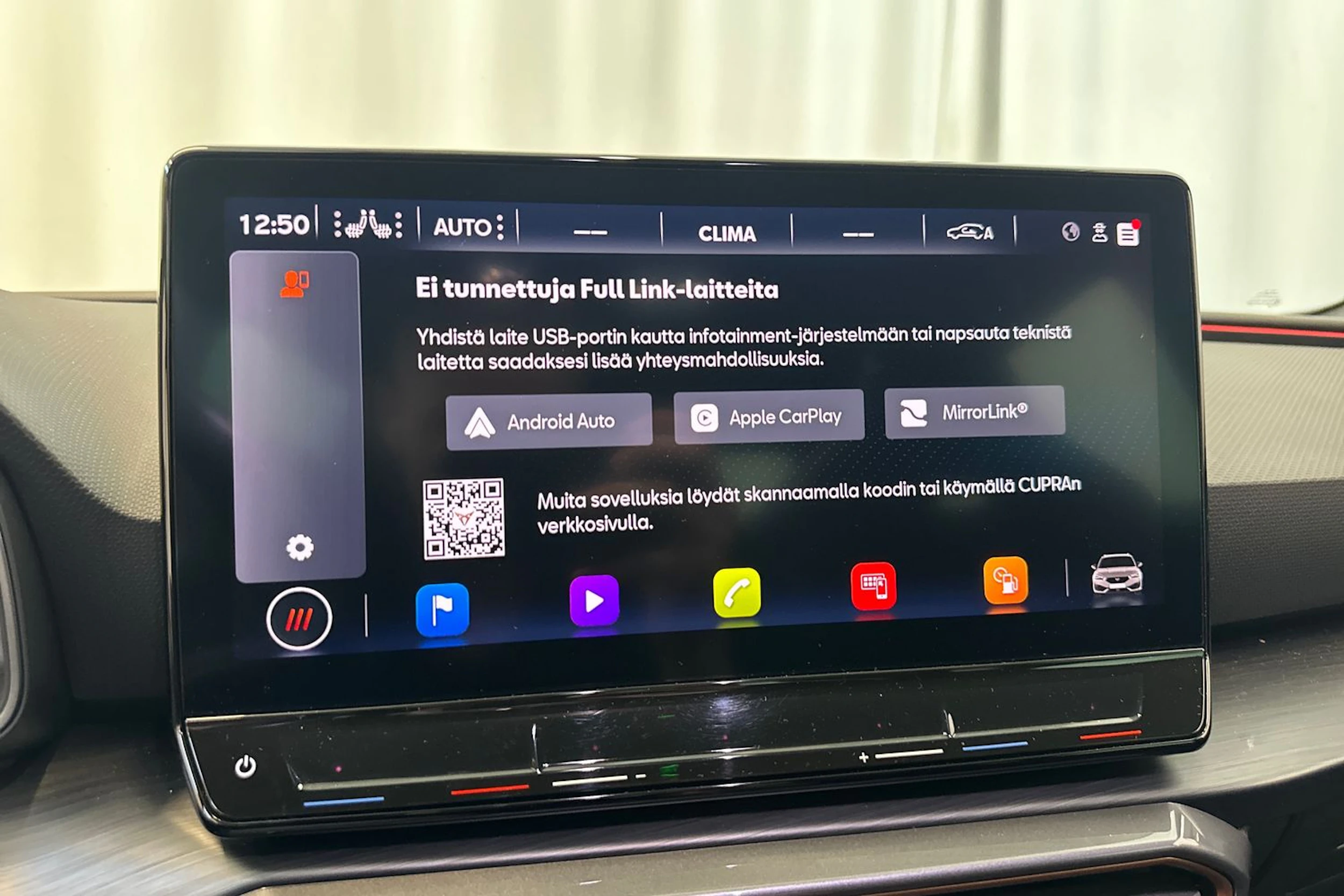 harmaa CUPRA Leon Sportstourer 2023 kuva 22.