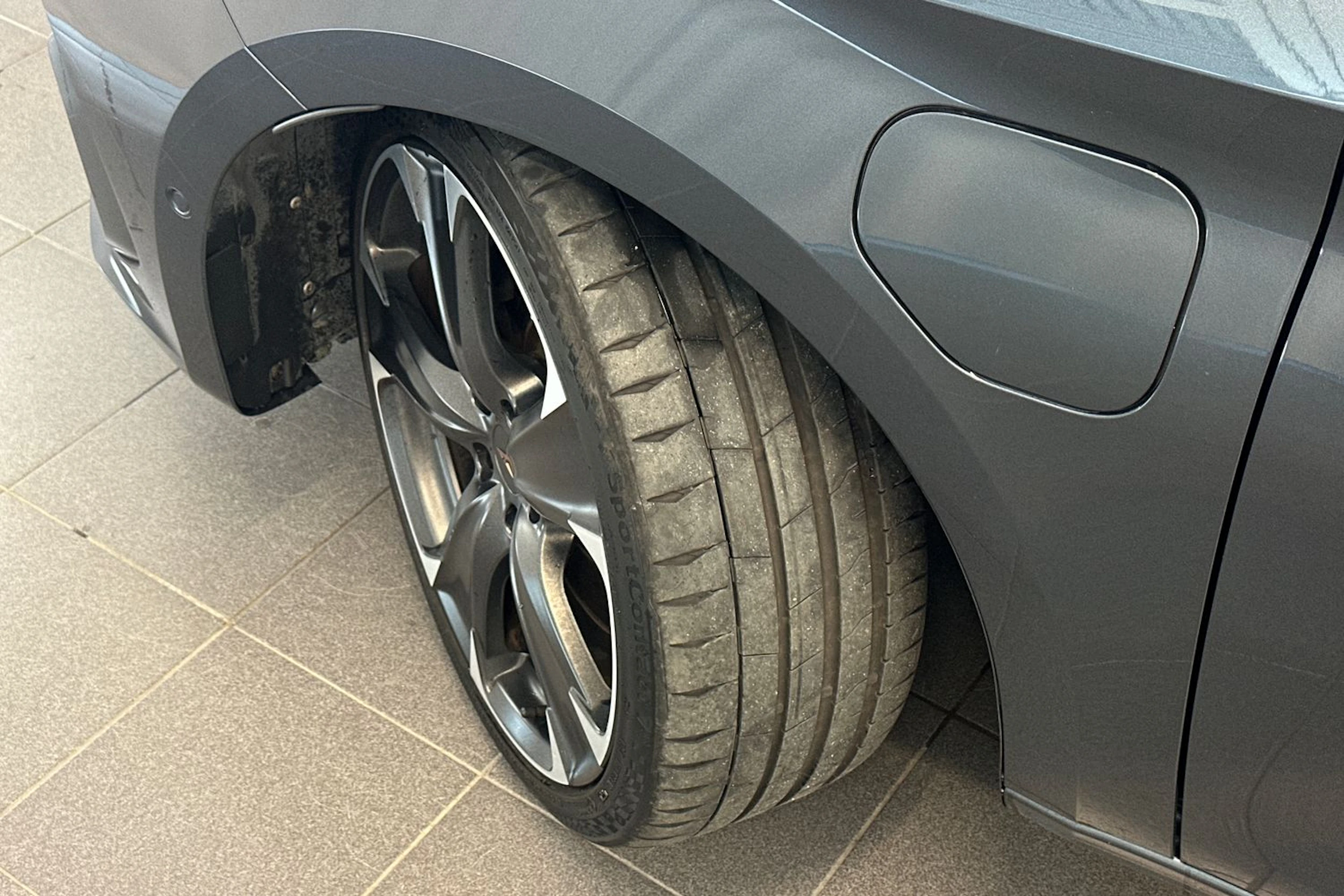 harmaa CUPRA Leon Sportstourer 2023 kuva 27.