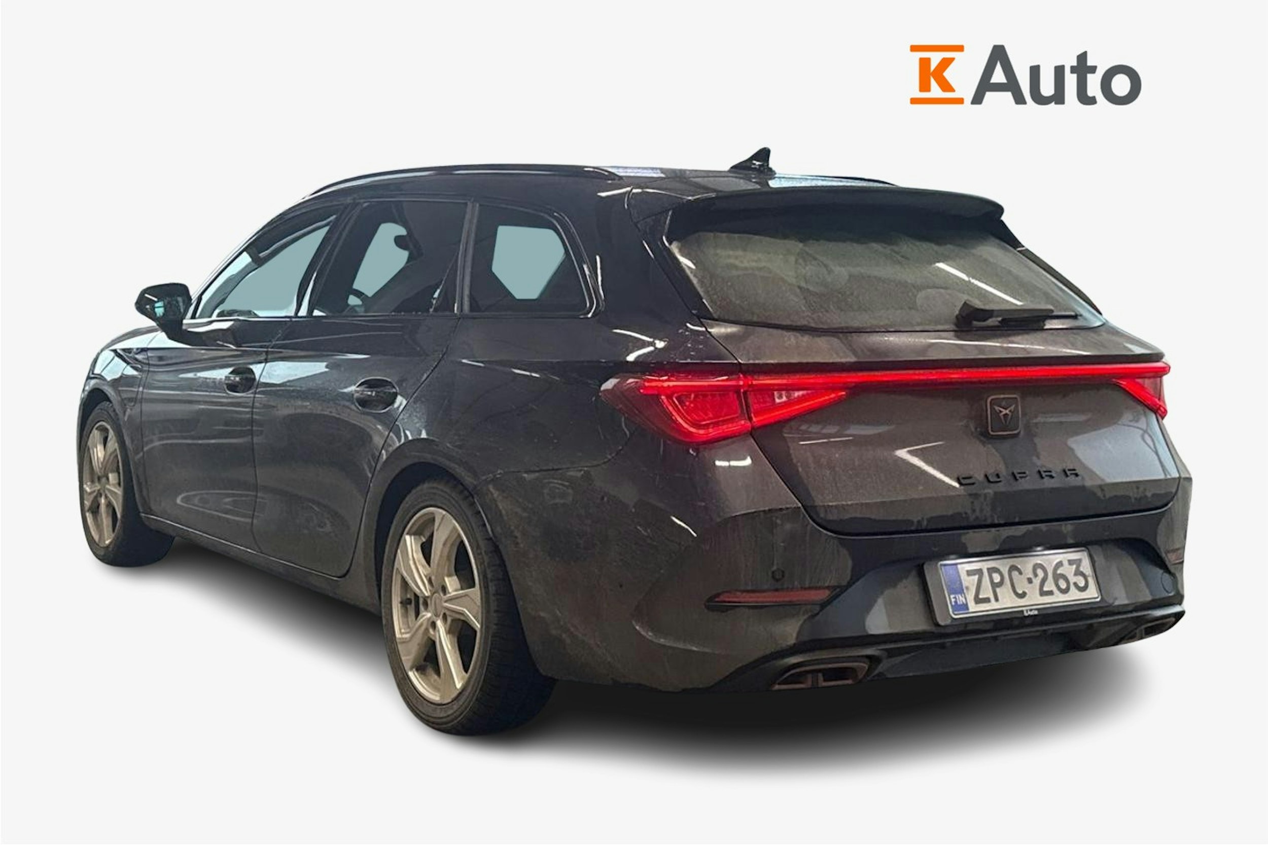 sininen CUPRA Leon Sportstourer 2023 kuva 2.