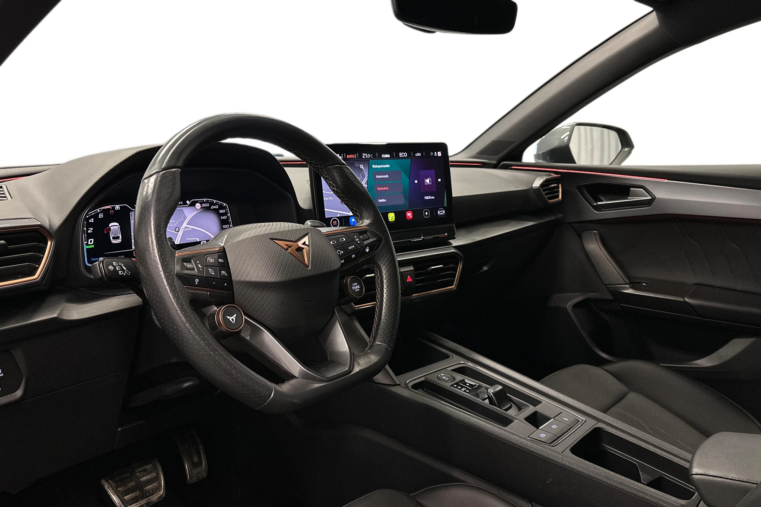 musta CUPRA Leon Sportstourer 2024 kuva 8.