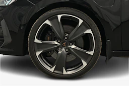 musta CUPRA Leon Sportstourer 2024 kuva 12.