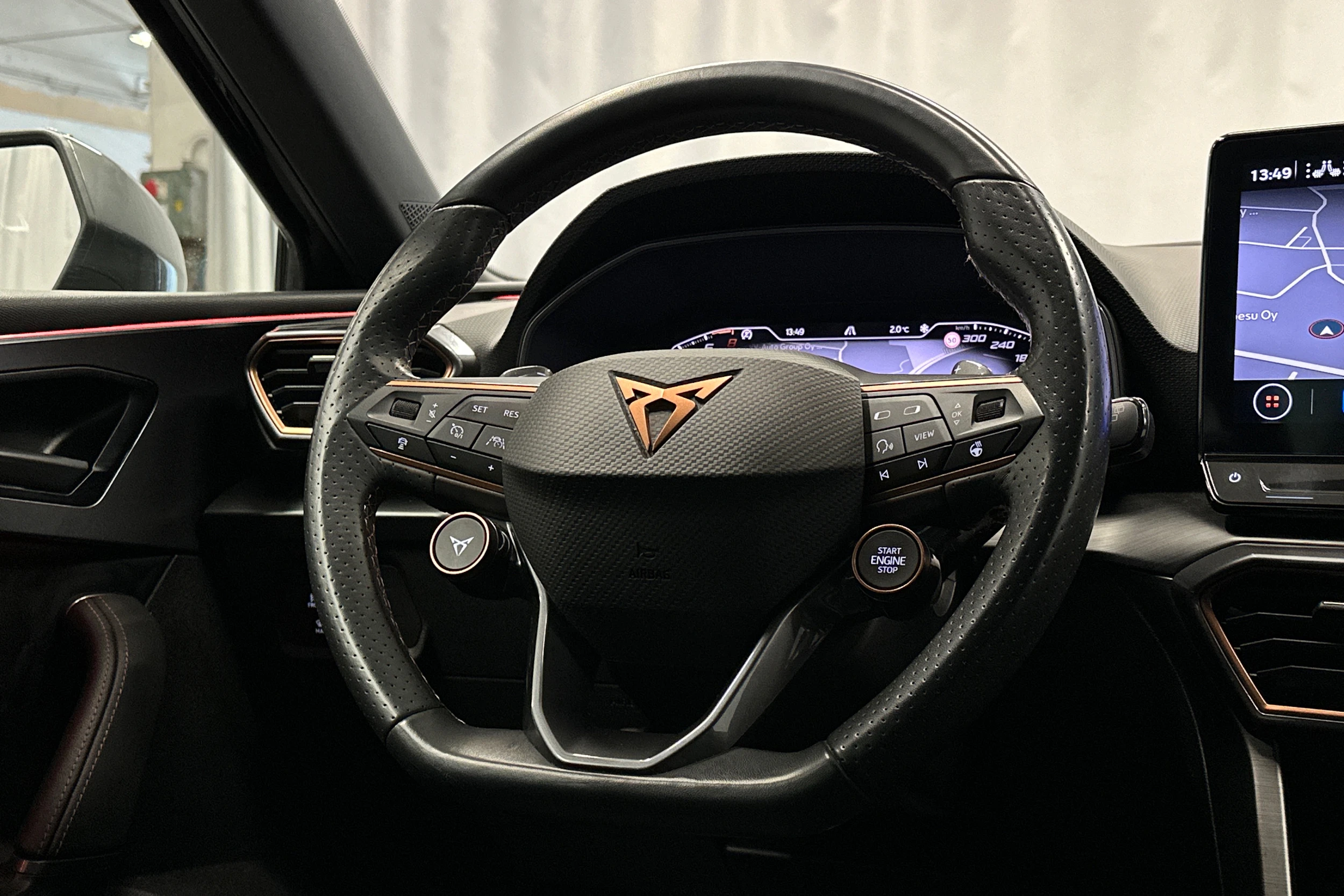 musta CUPRA Leon Sportstourer 2024 kuva 19.
