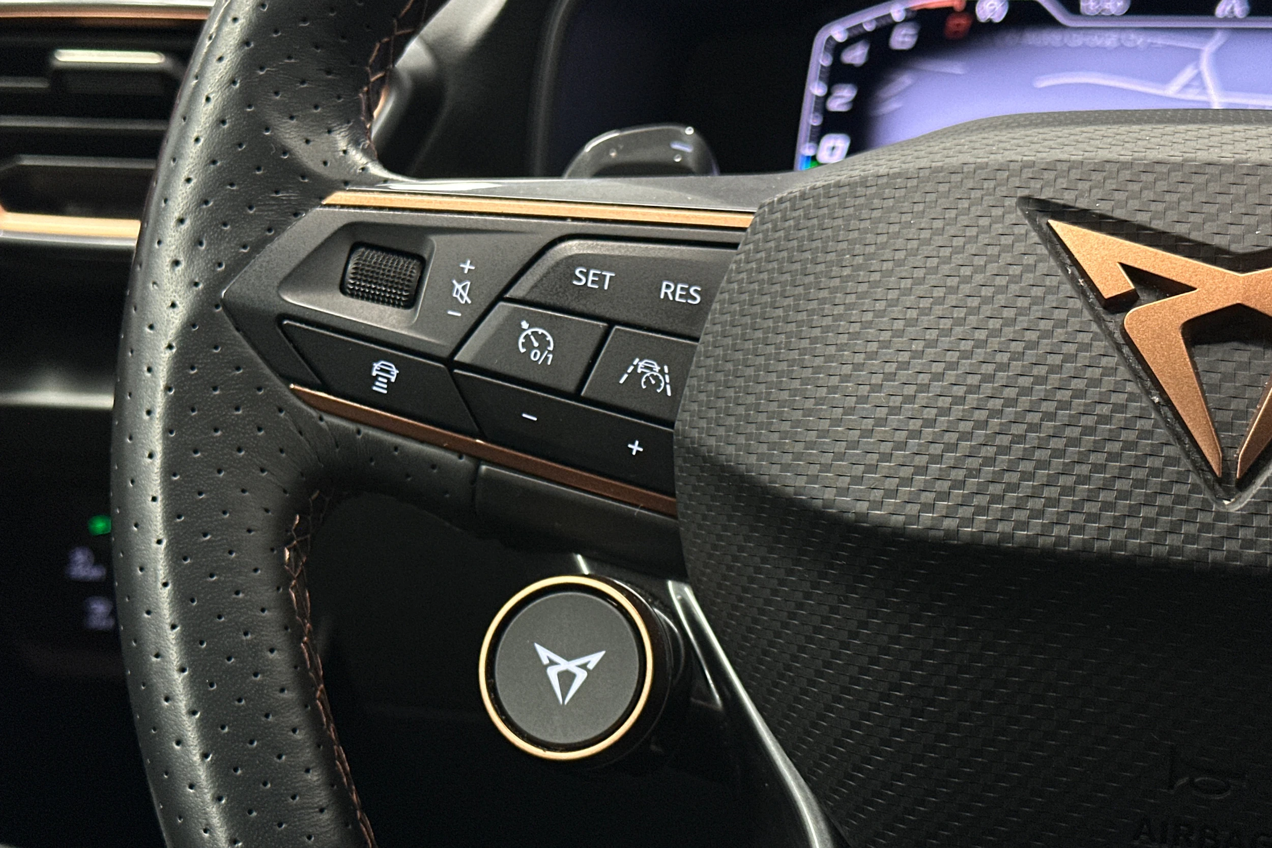 musta CUPRA Leon Sportstourer 2024 kuva 20.