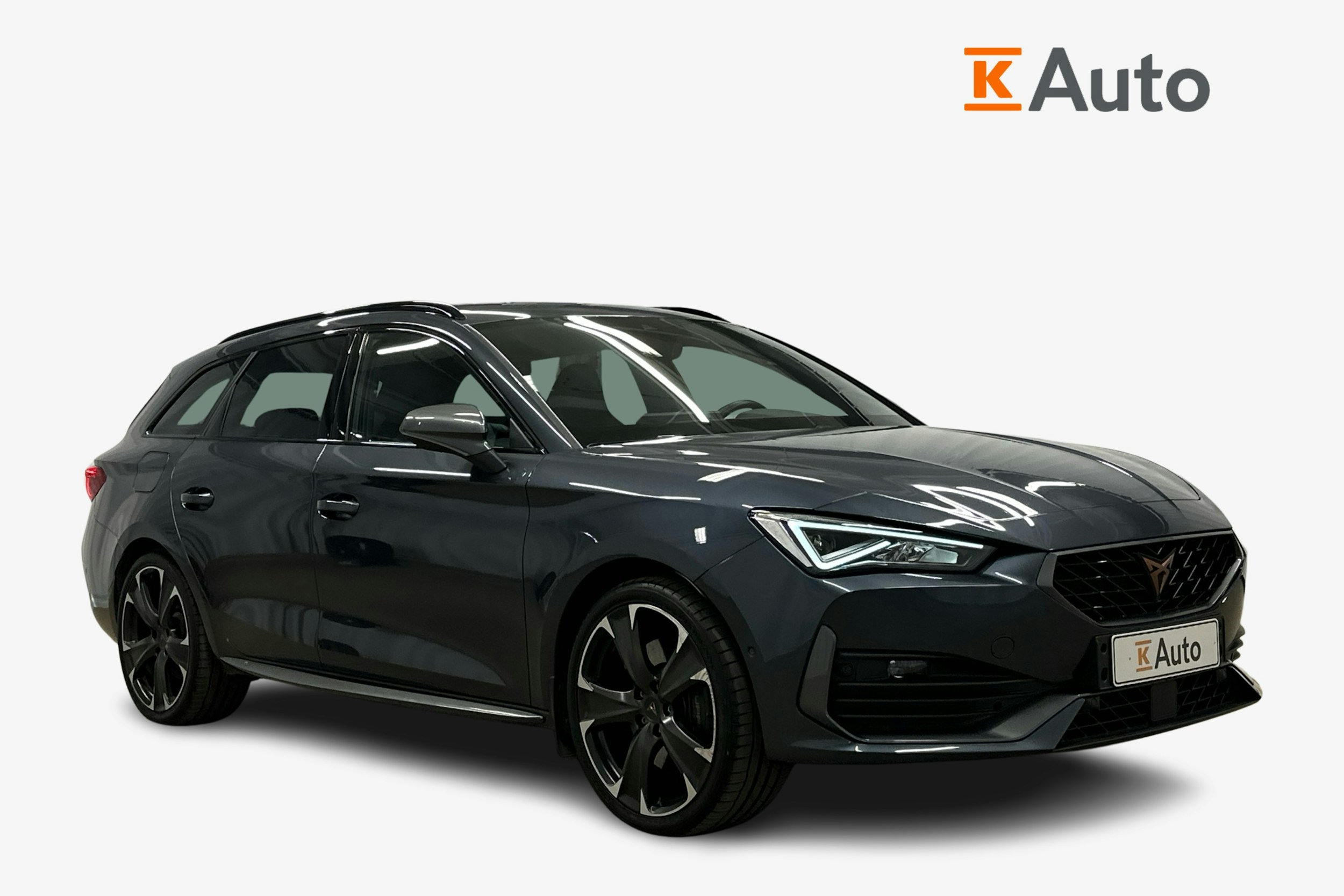 harmaa CUPRA Leon Sportstourer 2024 kuva 1.