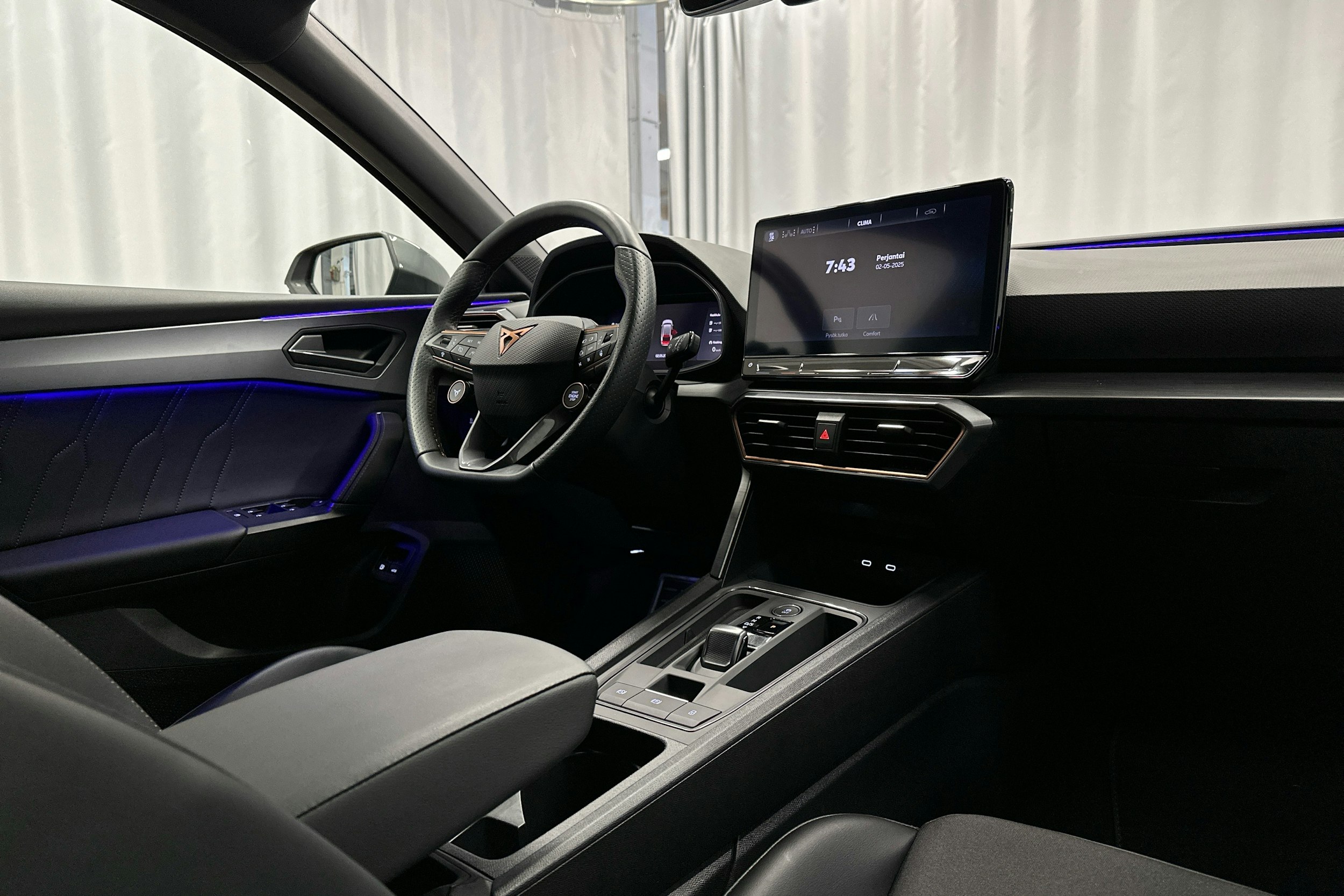 harmaa CUPRA Leon Sportstourer 2024 kuva 7.