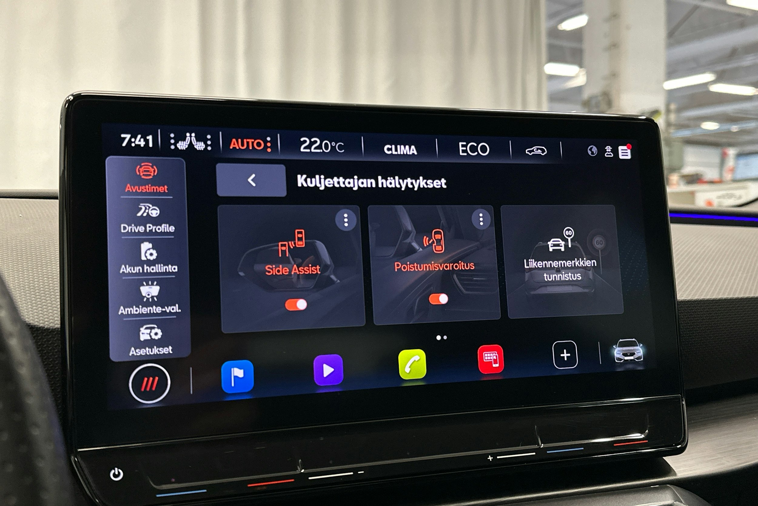 harmaa CUPRA Leon Sportstourer 2024 kuva 14.