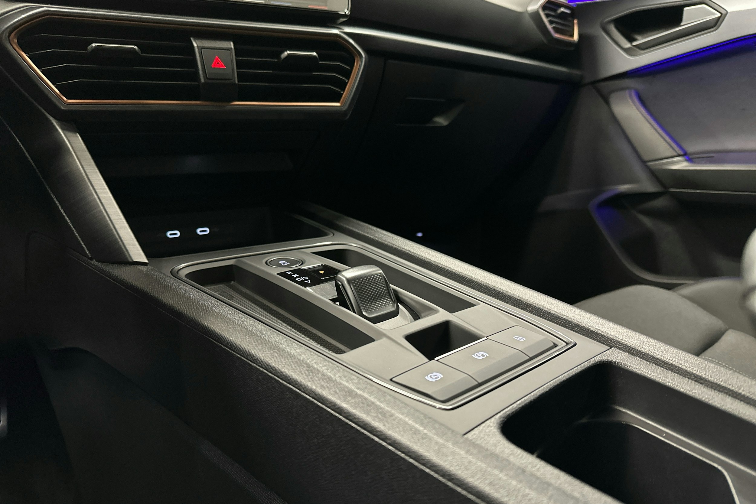 harmaa CUPRA Leon Sportstourer 2024 kuva 20.