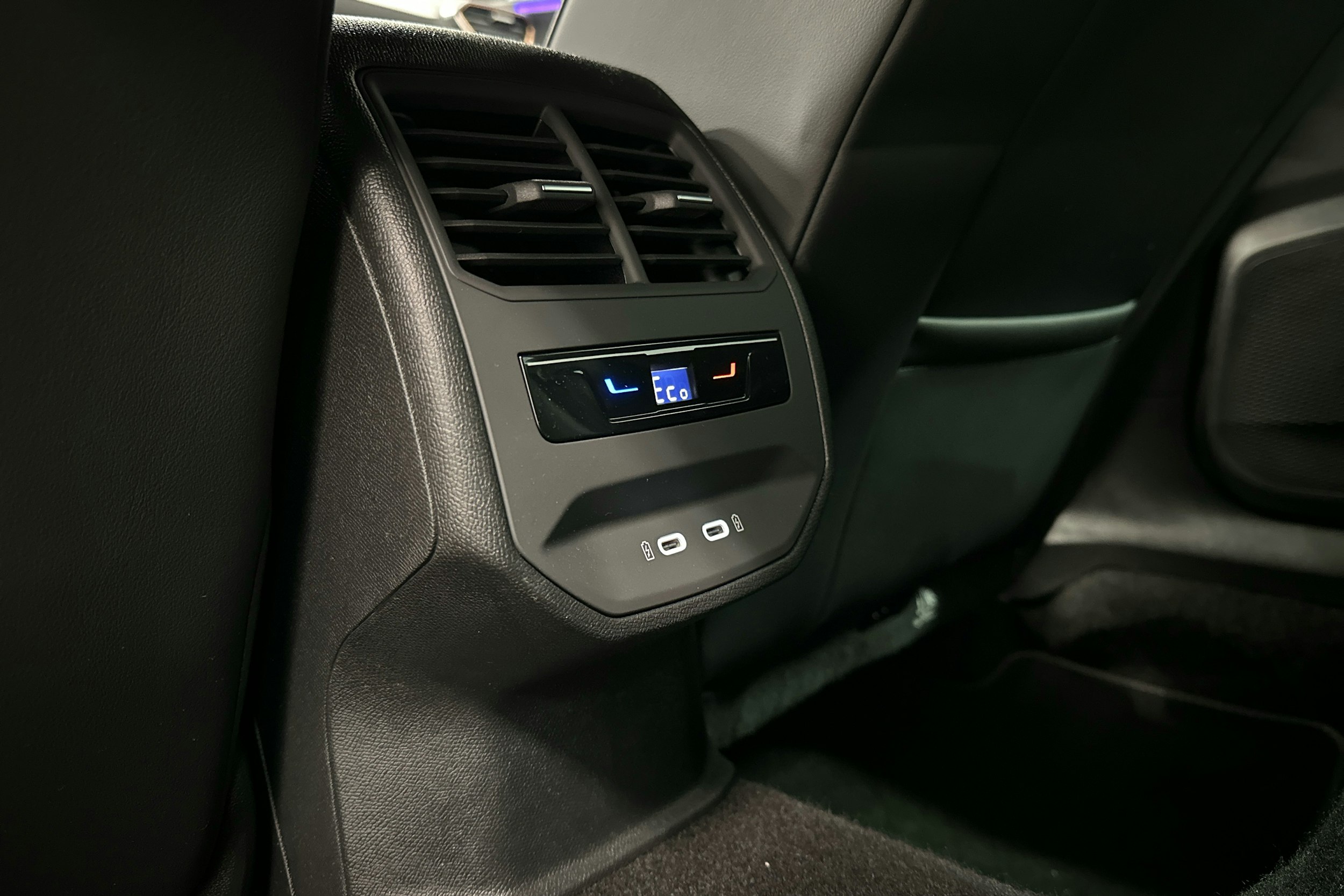harmaa CUPRA Leon Sportstourer 2024 kuva 23.