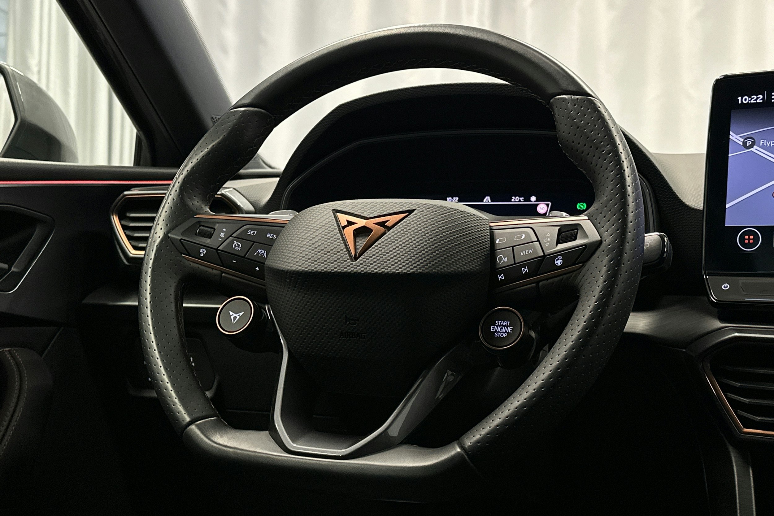 harmaa CUPRA Leon Sportstourer 2024 kuva 19.