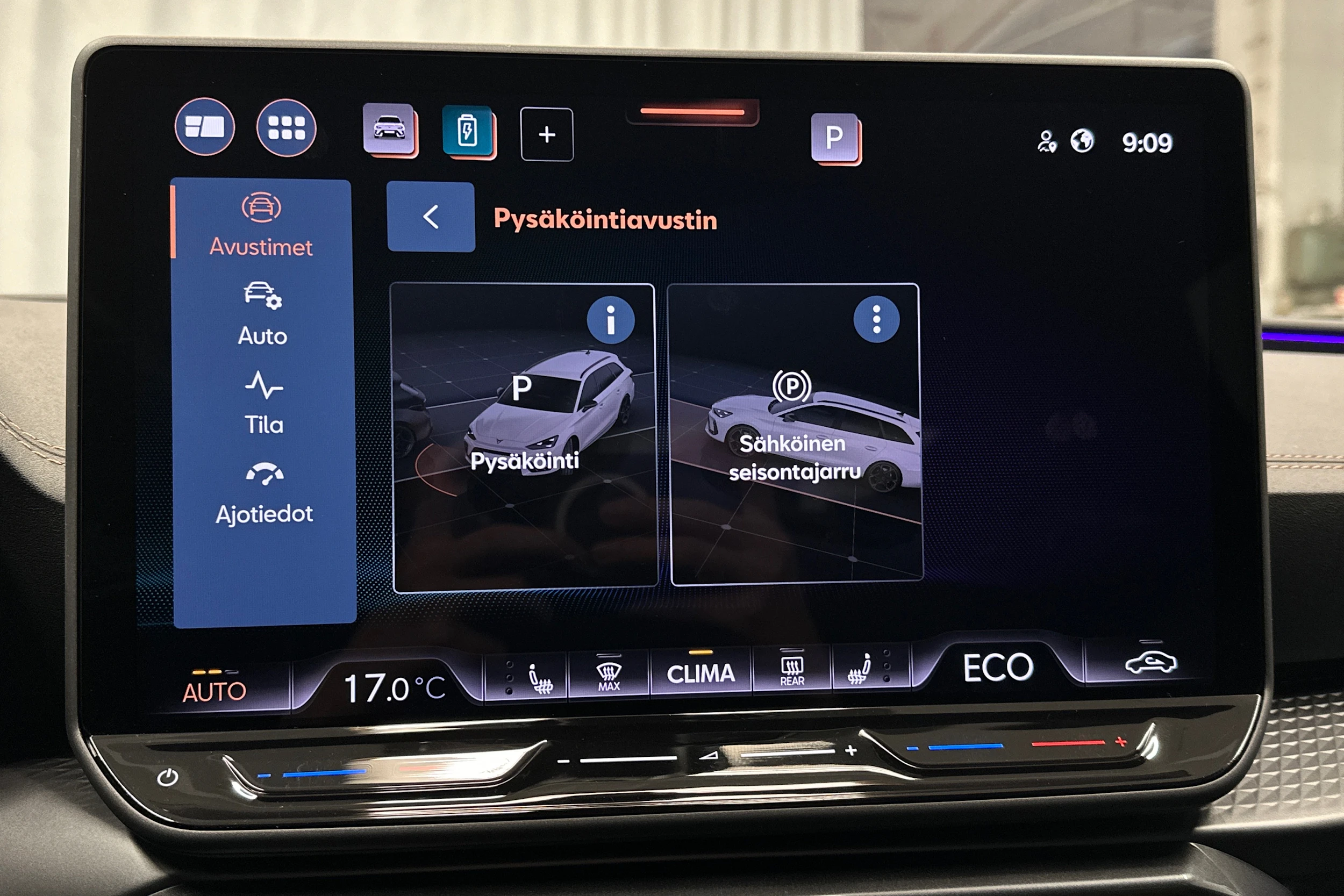 musta CUPRA Leon Sportstourer 2025 kuva 22.