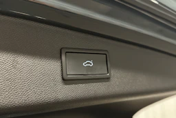 sininen CUPRA Leon Sportstourer 2025 kuva 12.