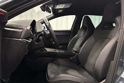sininen CUPRA Leon Sportstourer 2025 kuva 15.