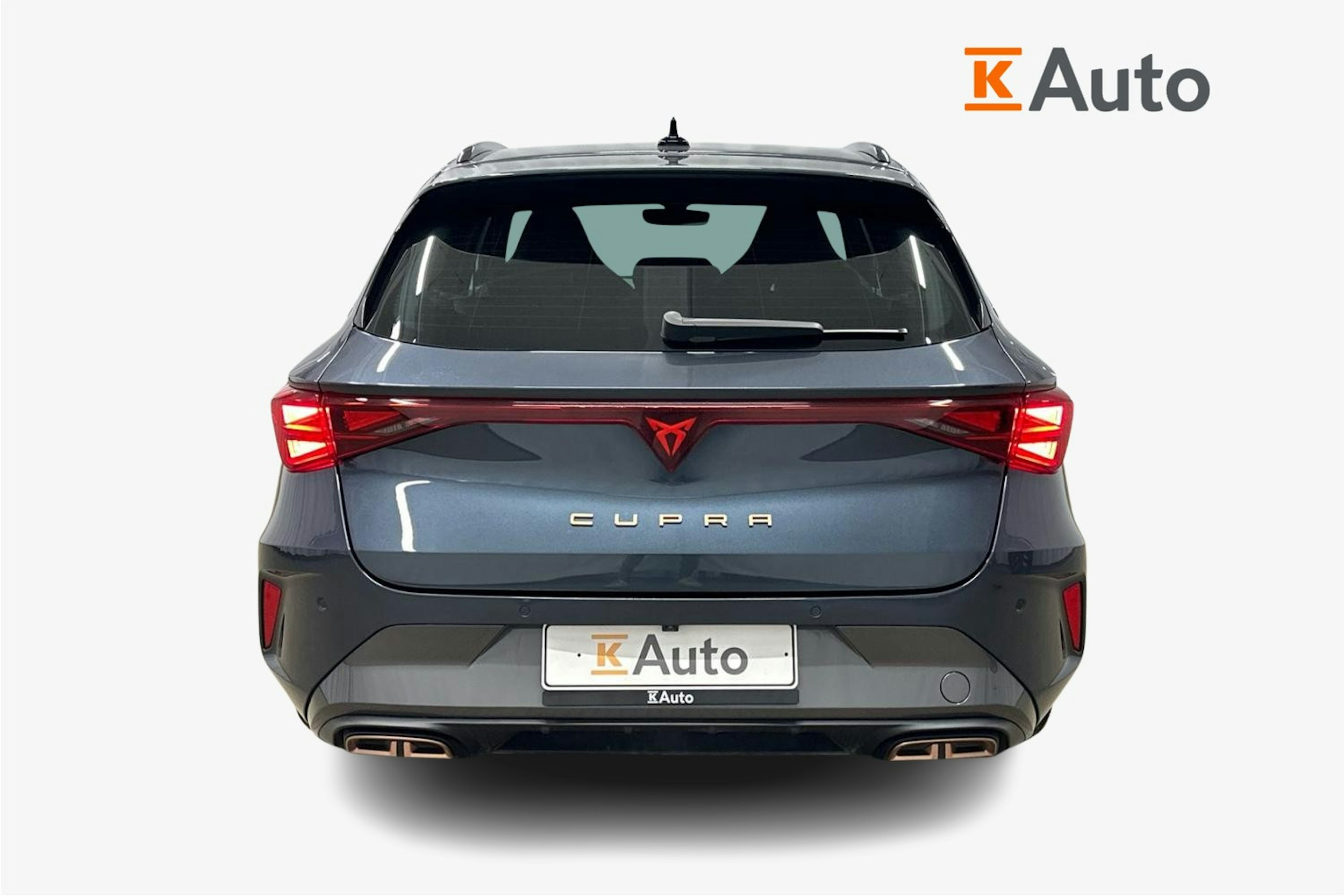 harmaa CUPRA Leon Sportstourer 2025 kuva 3.