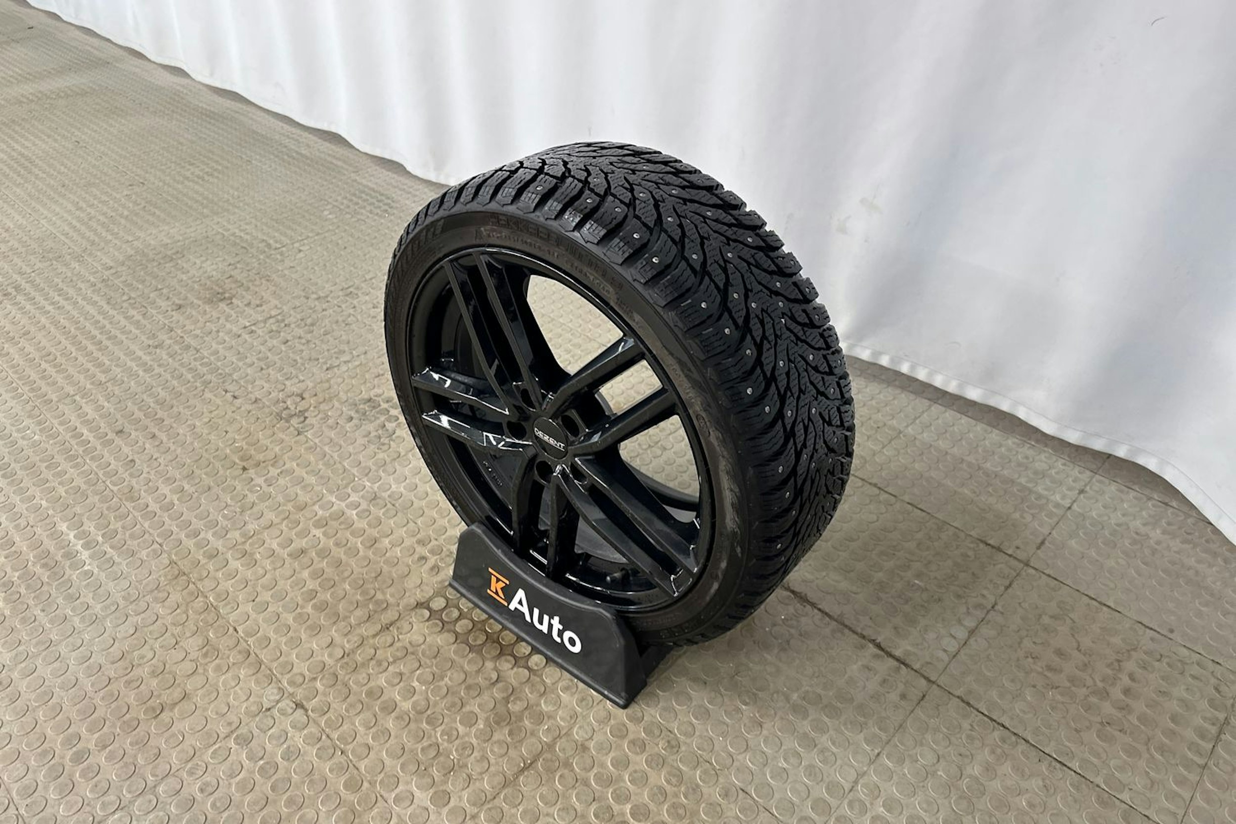 harmaa CUPRA Leon Sportstourer 2025 kuva 13.