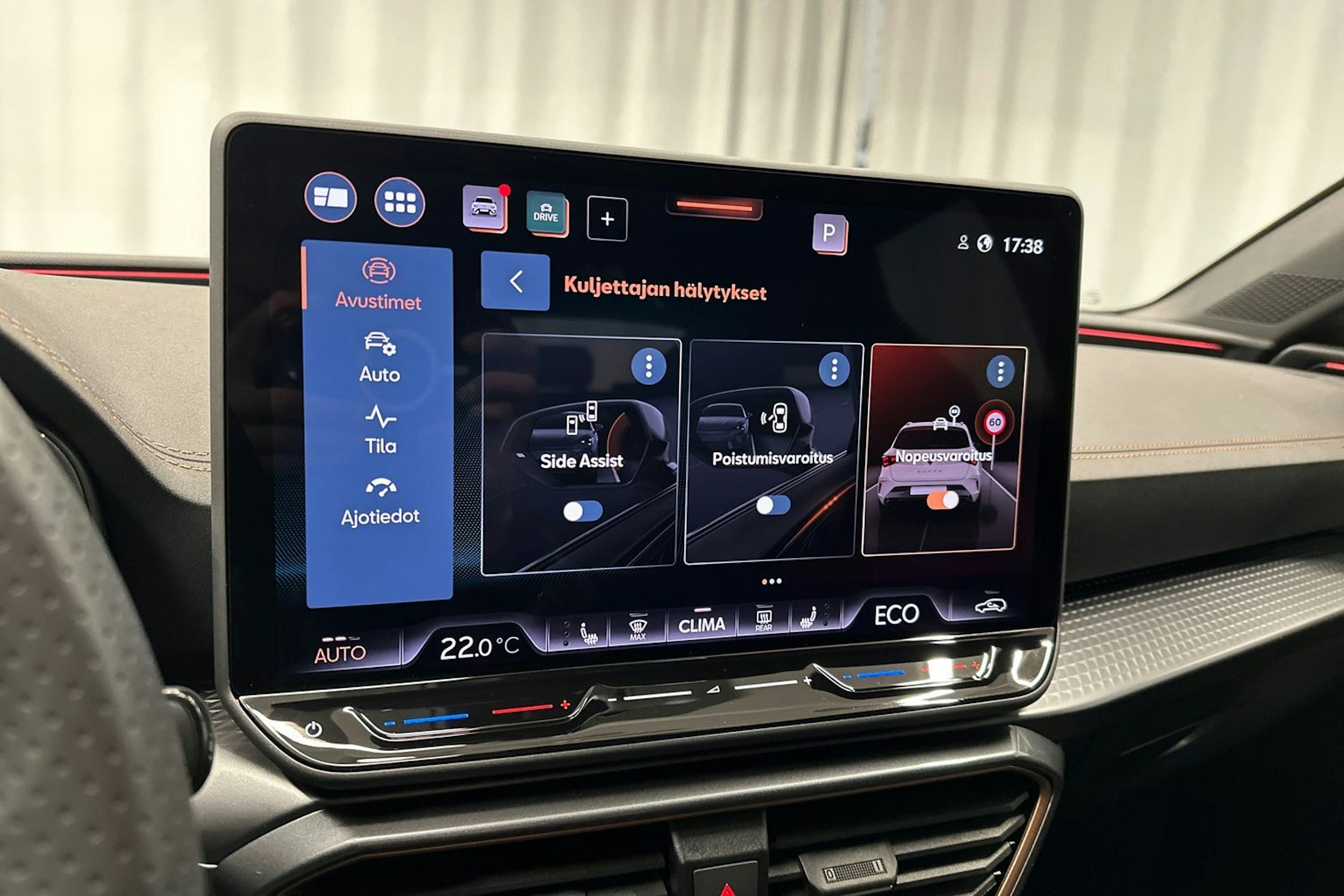 harmaa CUPRA Leon Sportstourer 2025 kuva 22.