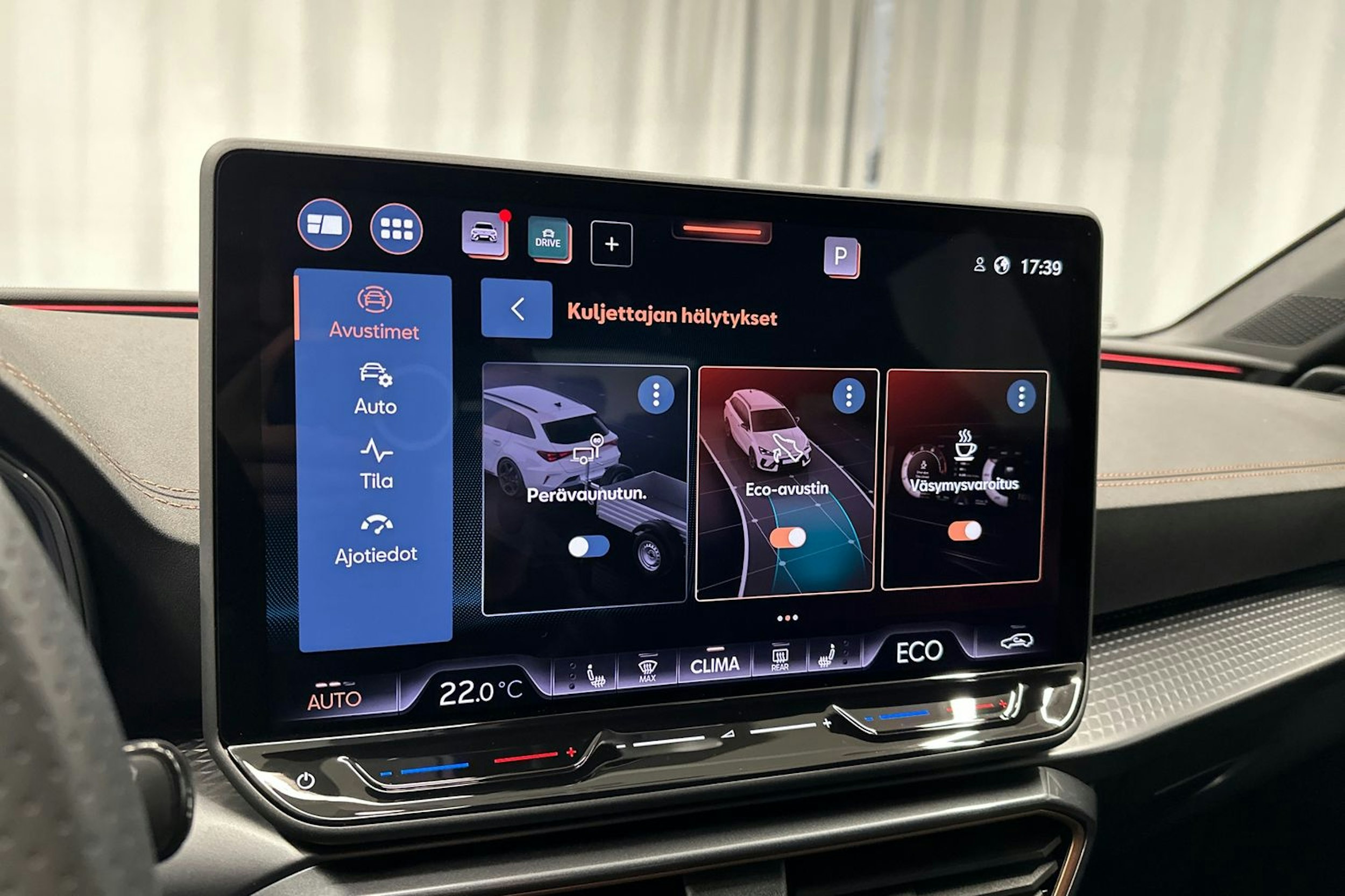 harmaa CUPRA Leon Sportstourer 2025 kuva 23.